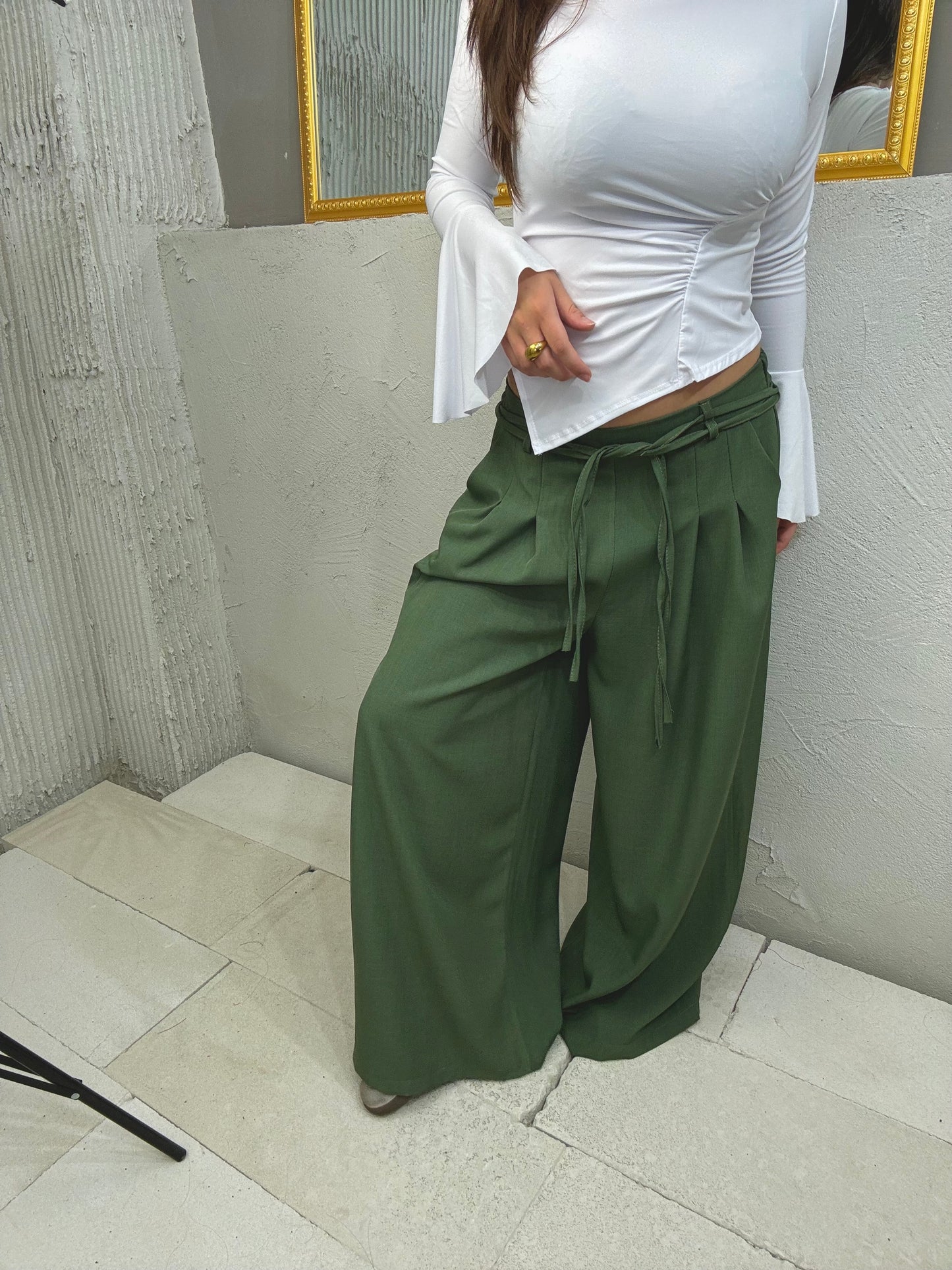 NEW COLLECTION Pantalone Paris