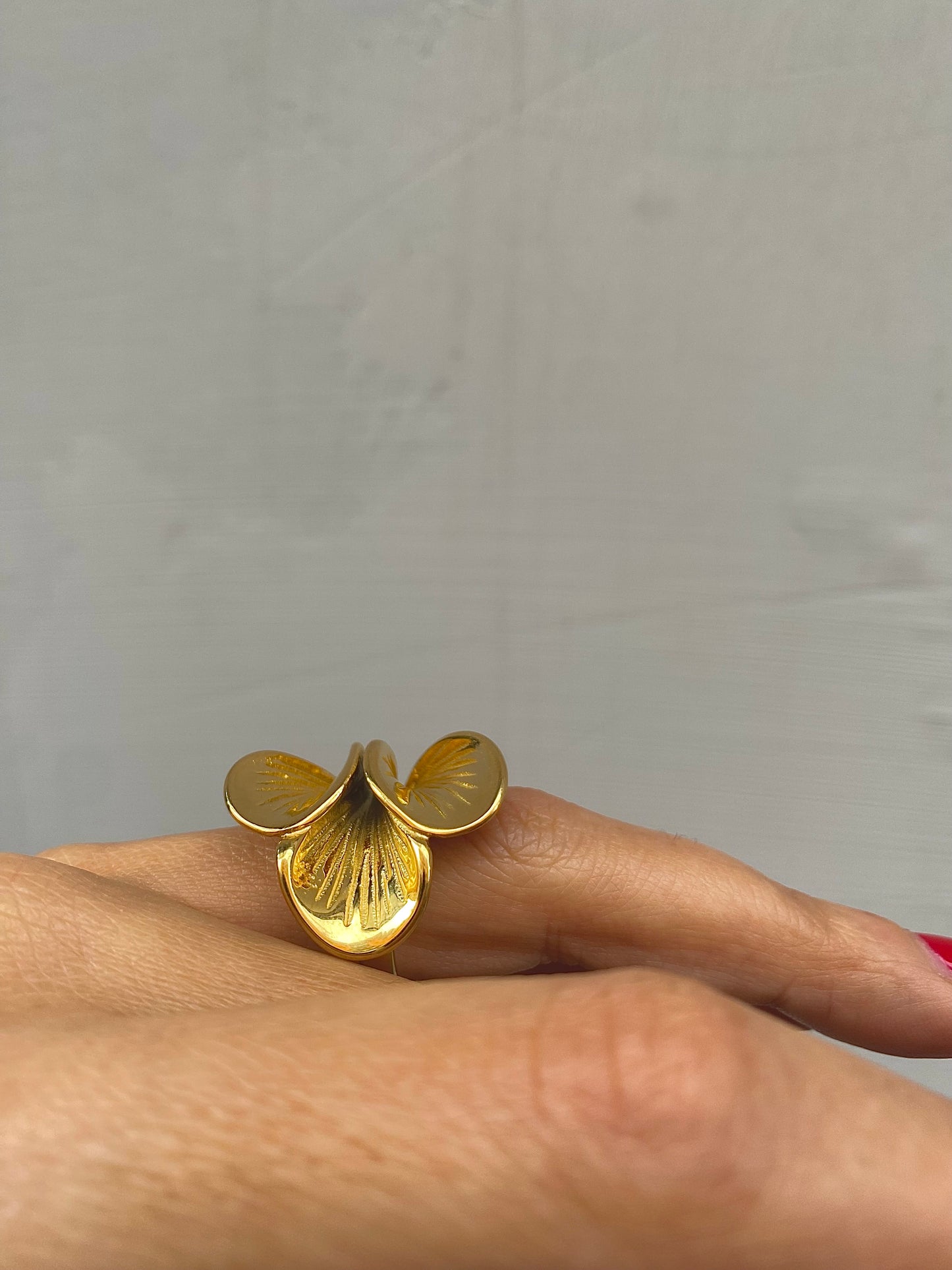 Anello Petalo