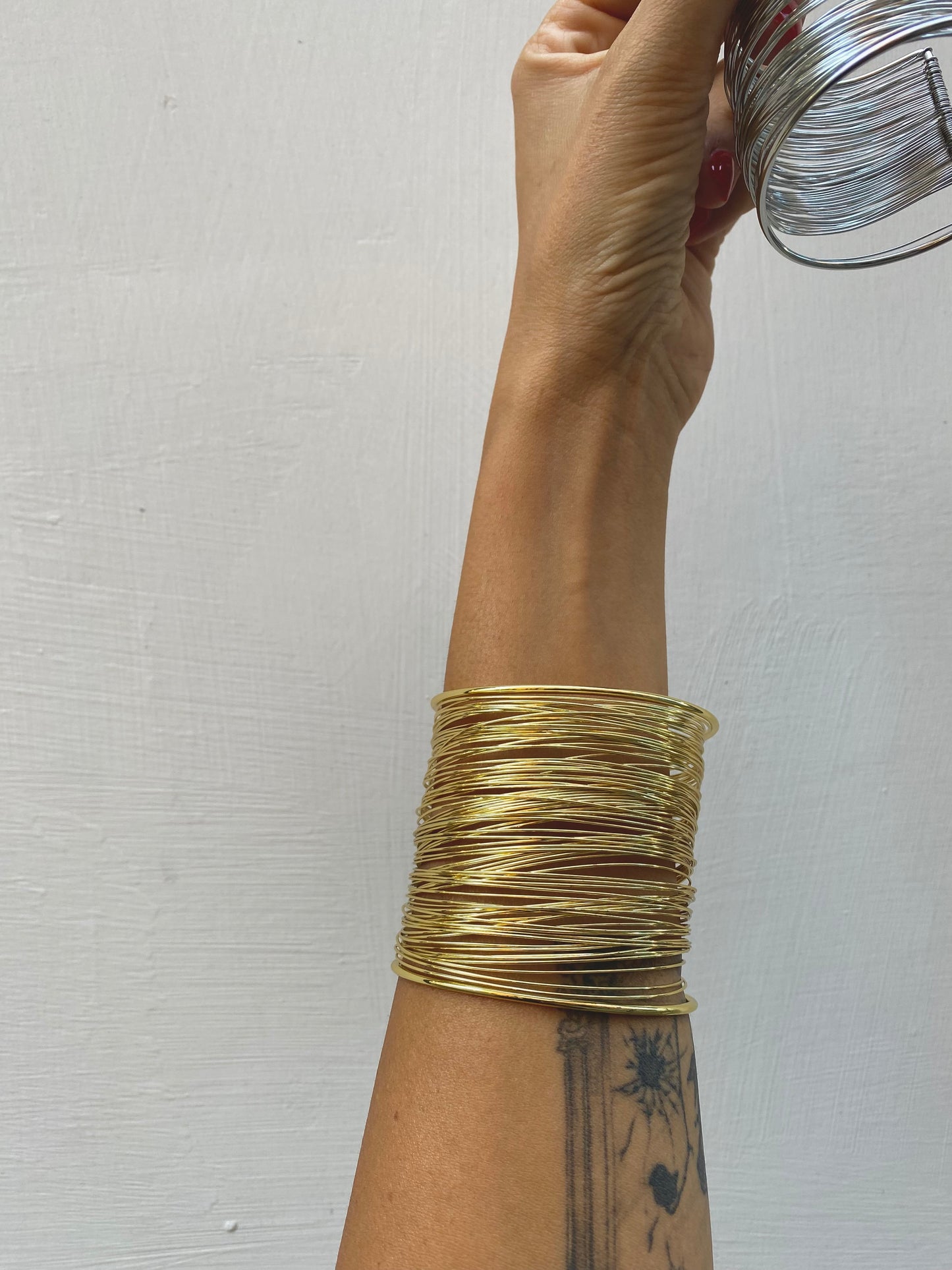 Bracciale multifilo