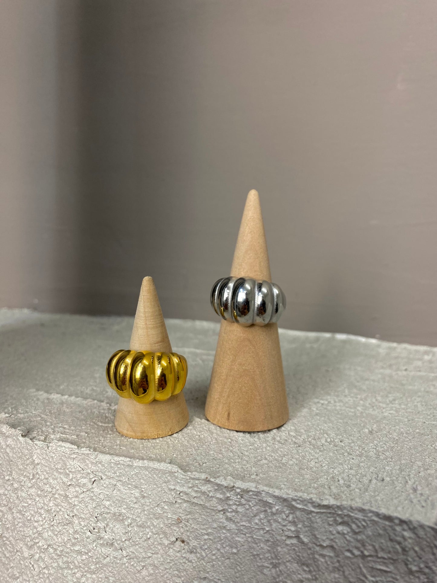 Anello Shelly