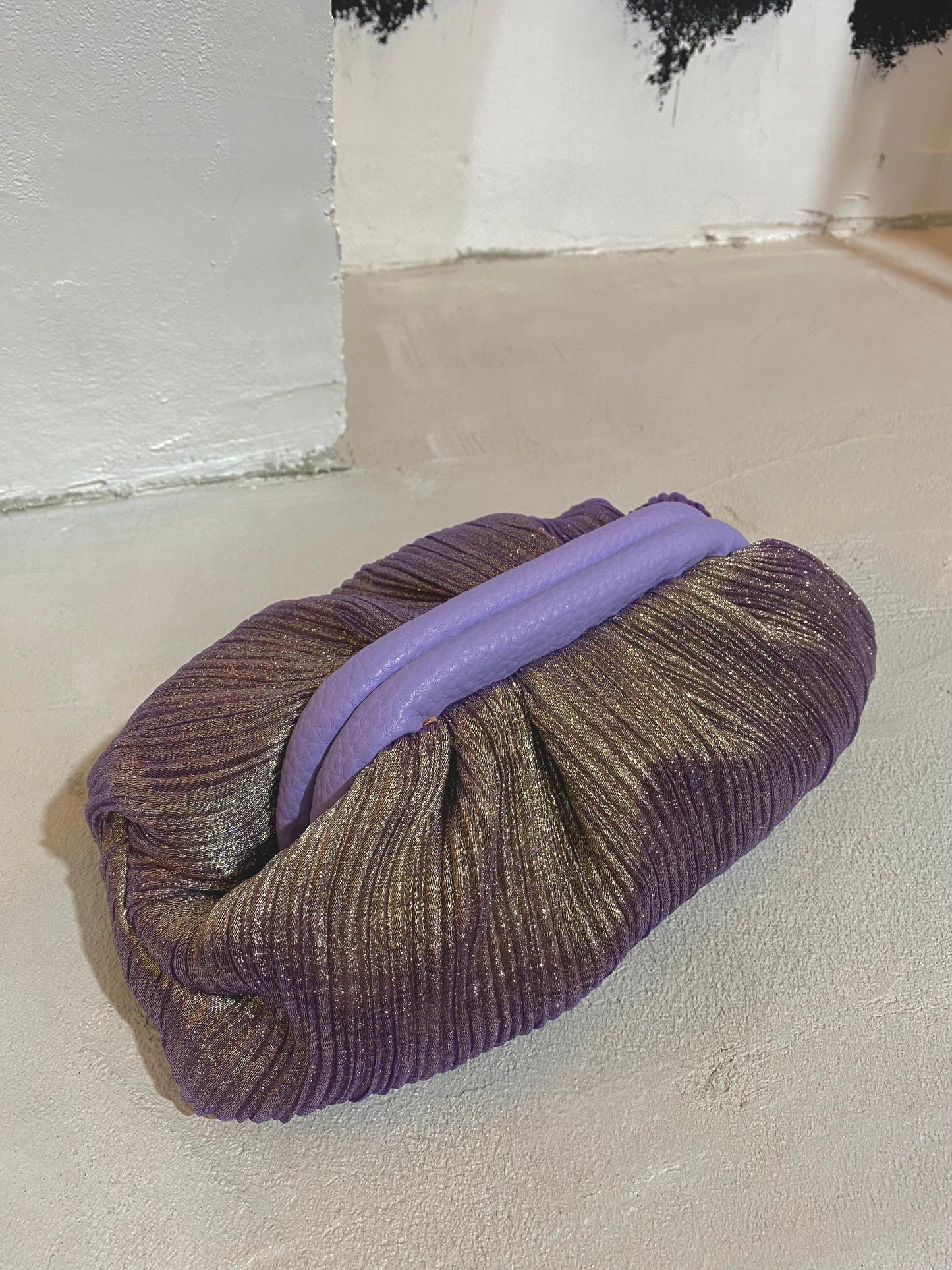Clutch Regal