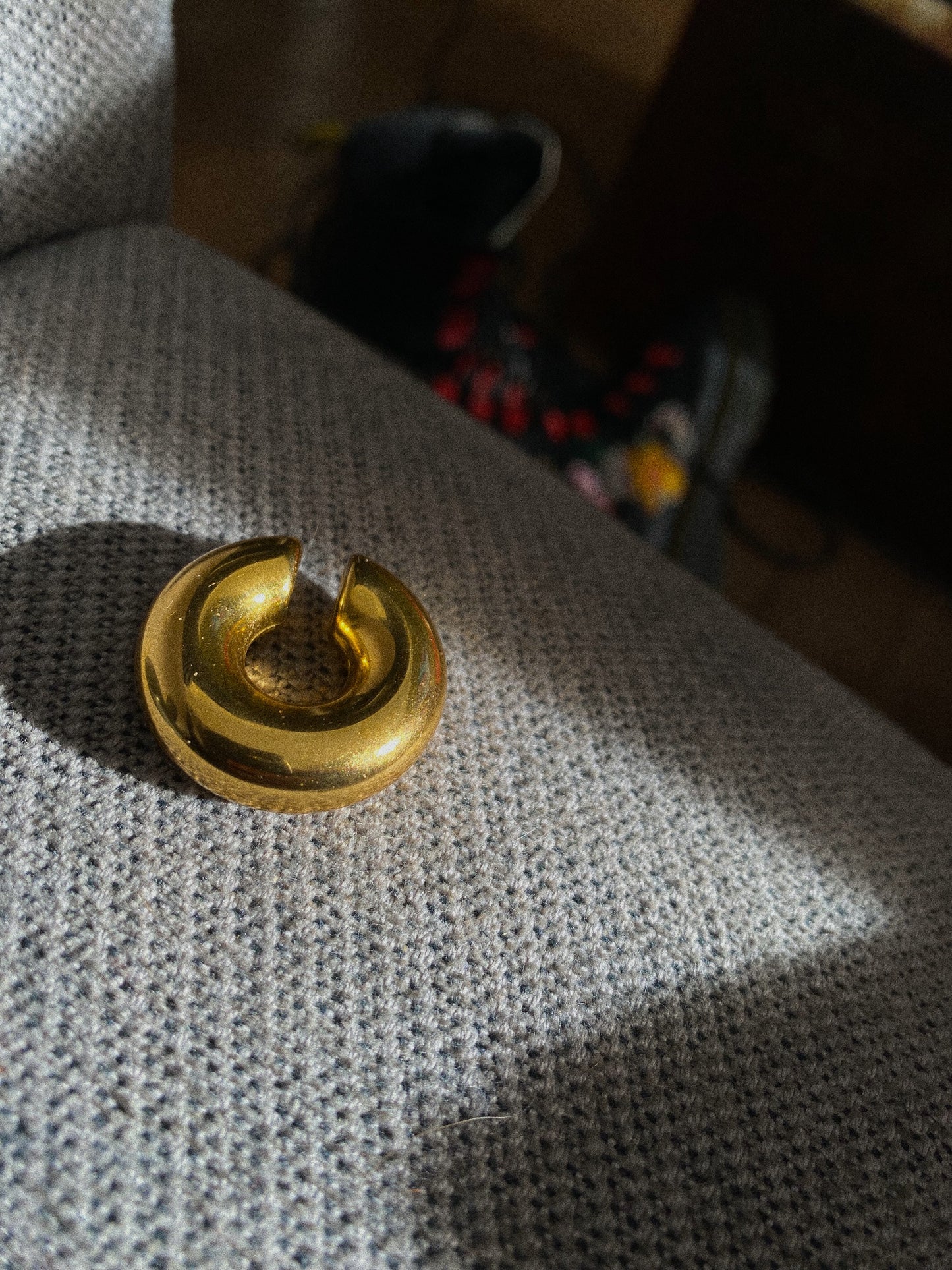 Bomb earcuff Big