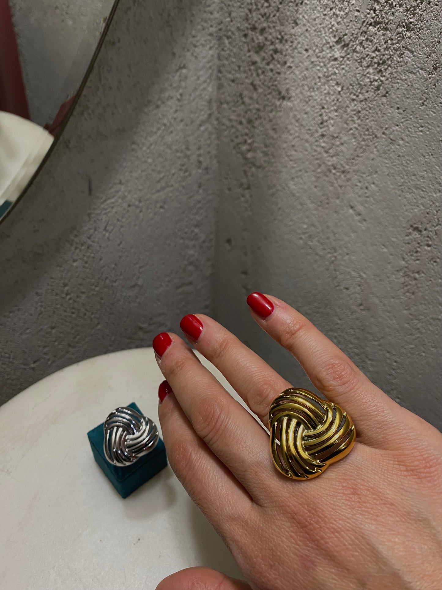 Anello Ventrella