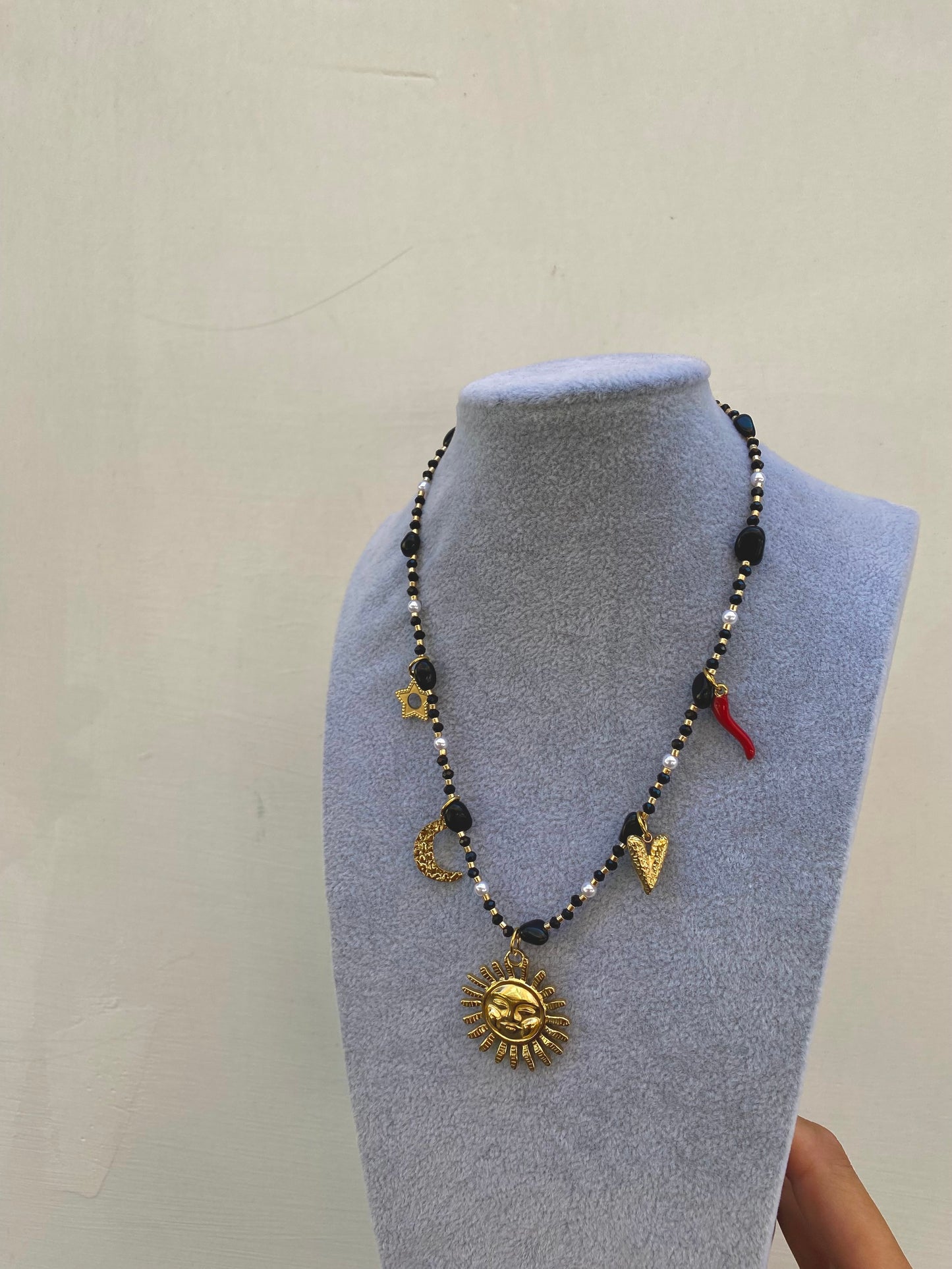 Collana Sun