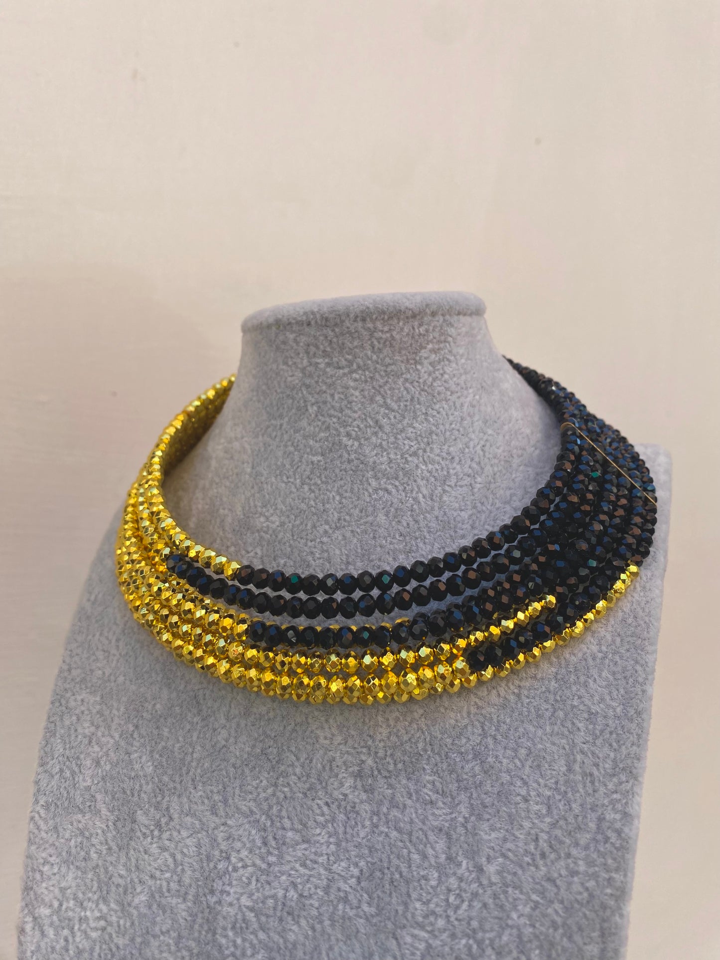 Choker multifilo Gala