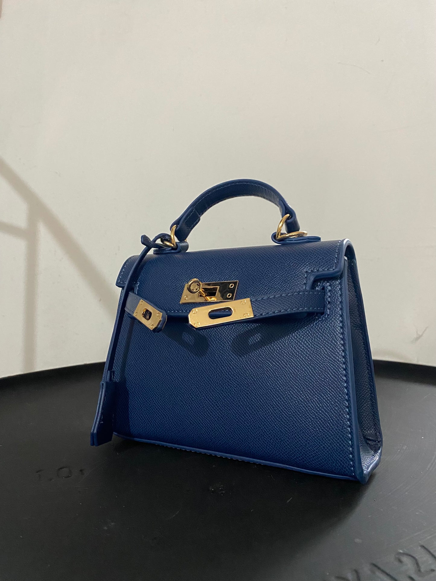 Kelly mini size