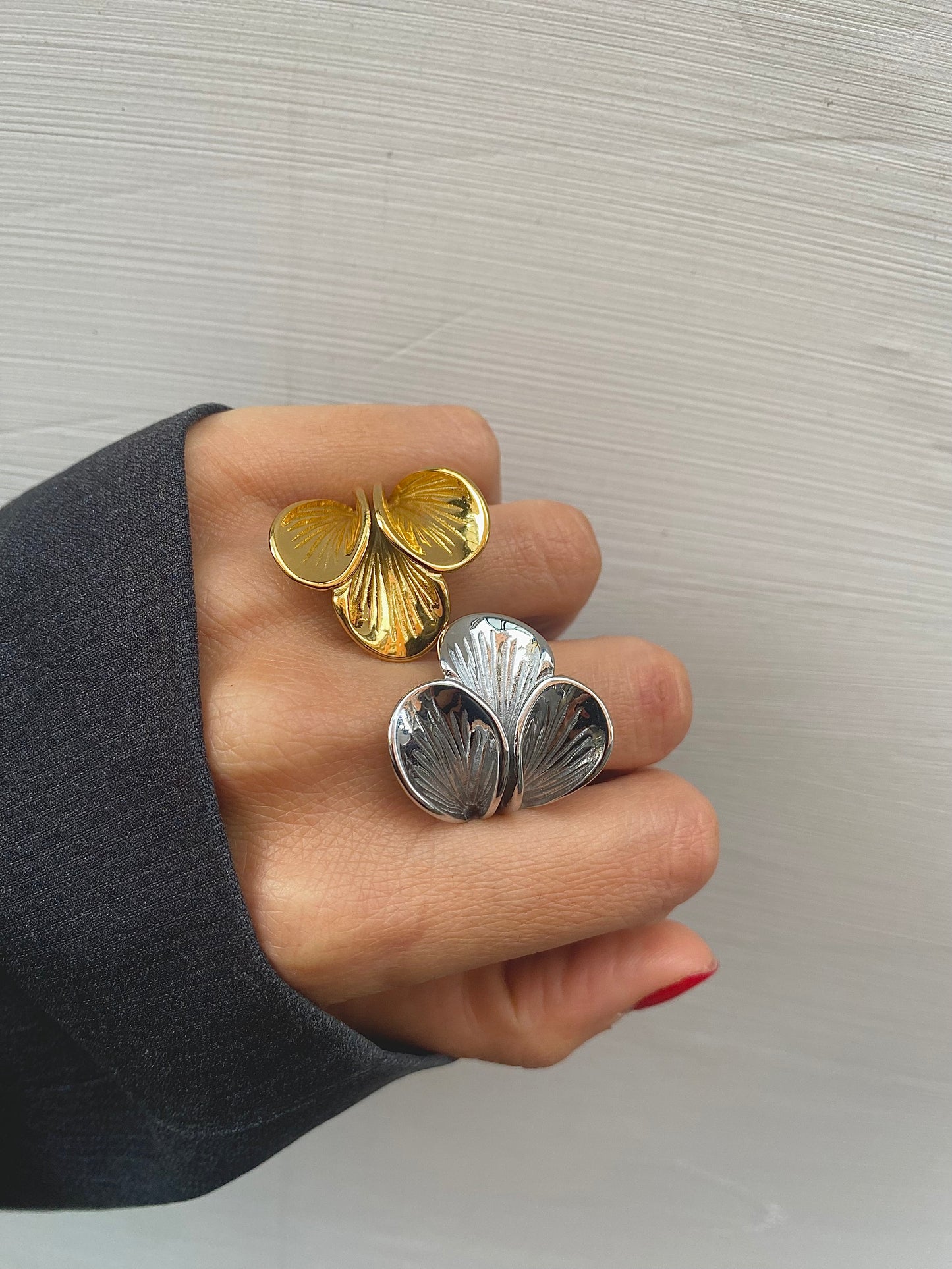 Anello Petalo
