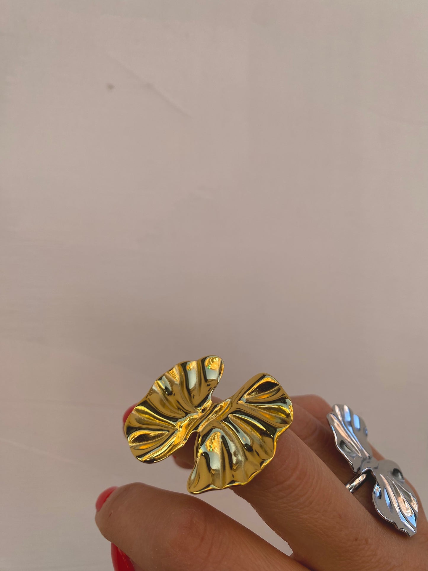 Anello Nastrine