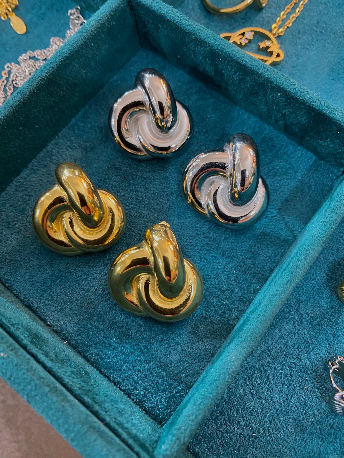 Orecchini Nodo Bomb