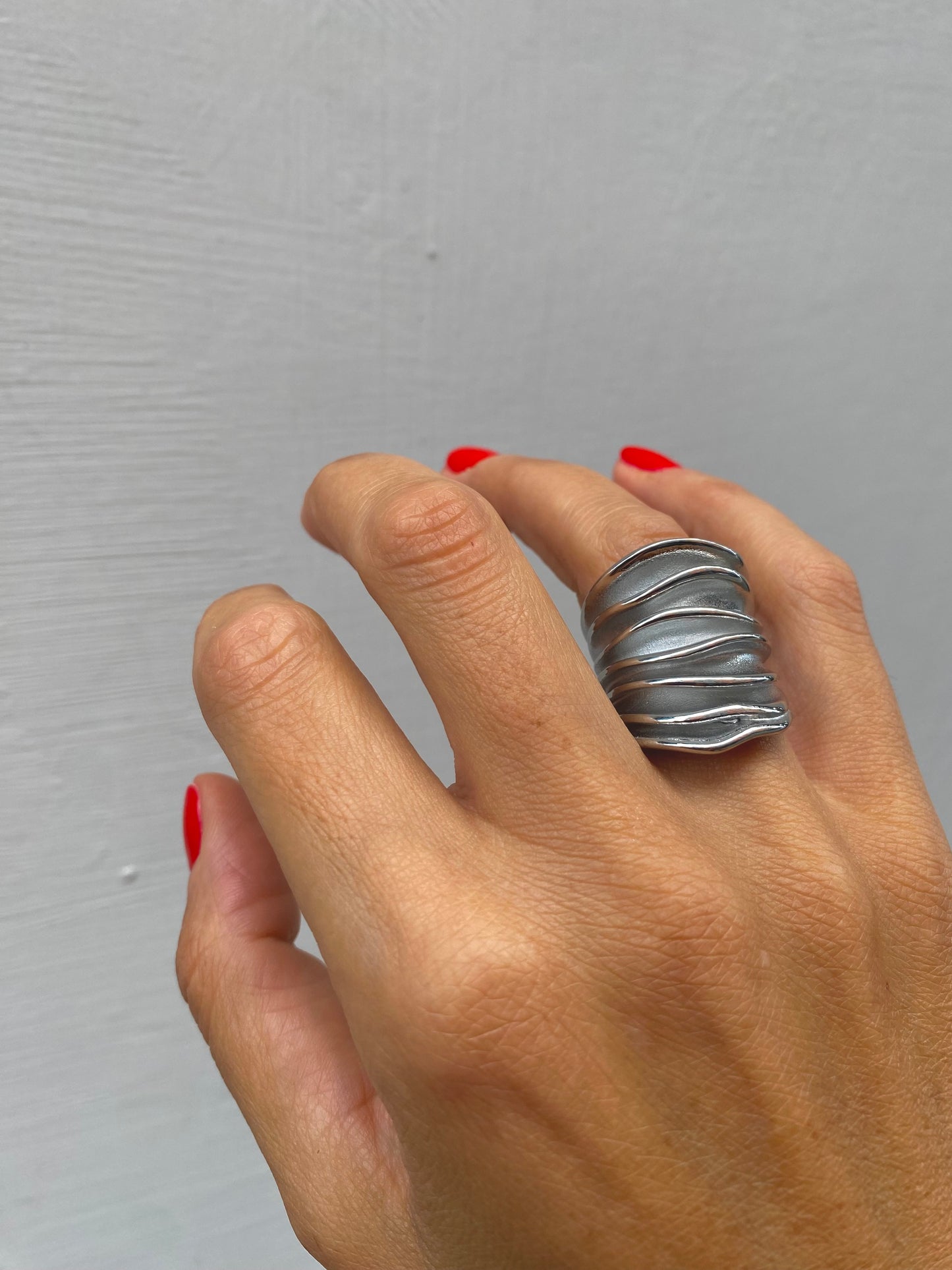 Anello maxi fascia rigata