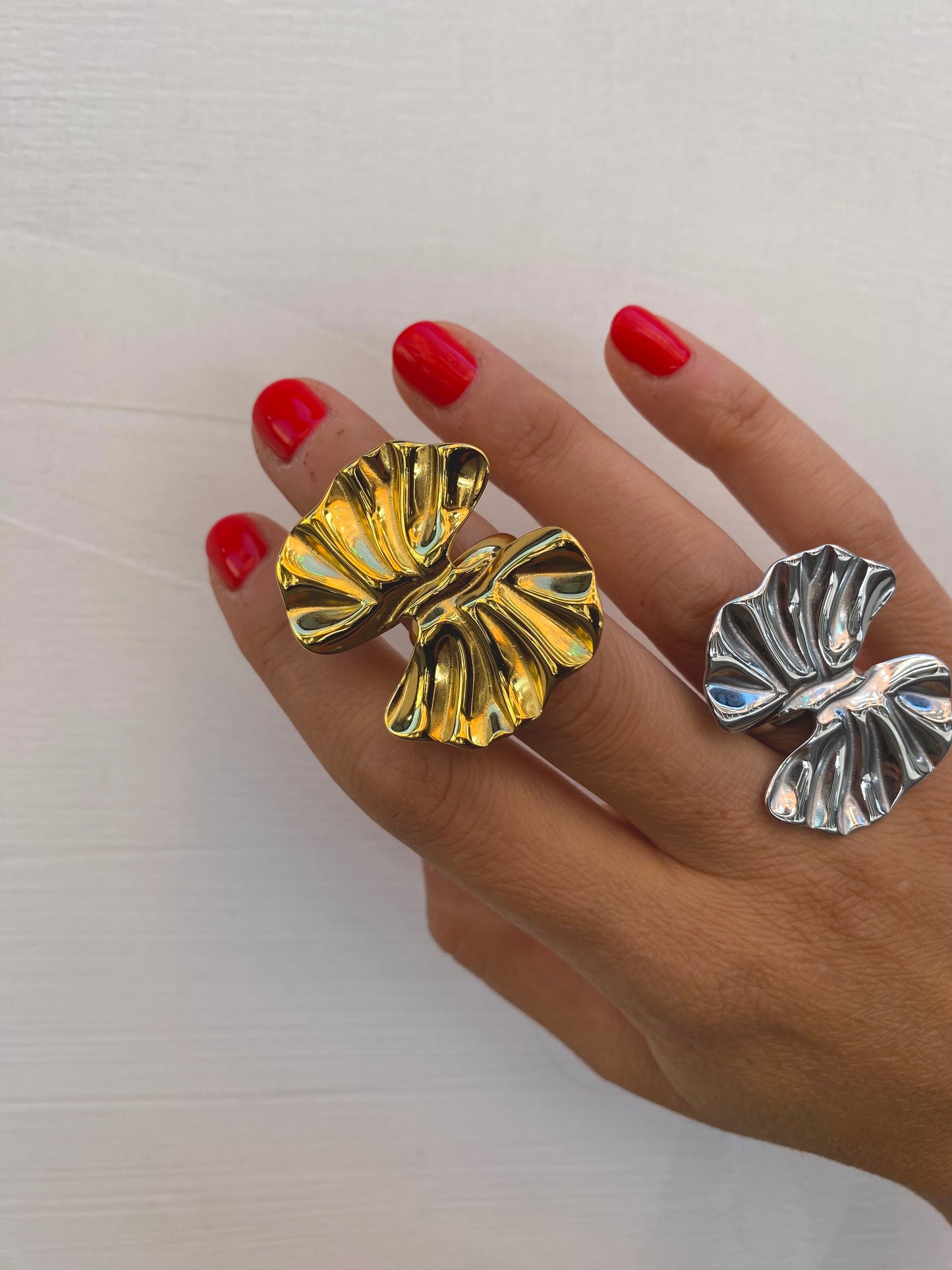 Anello Nastrine