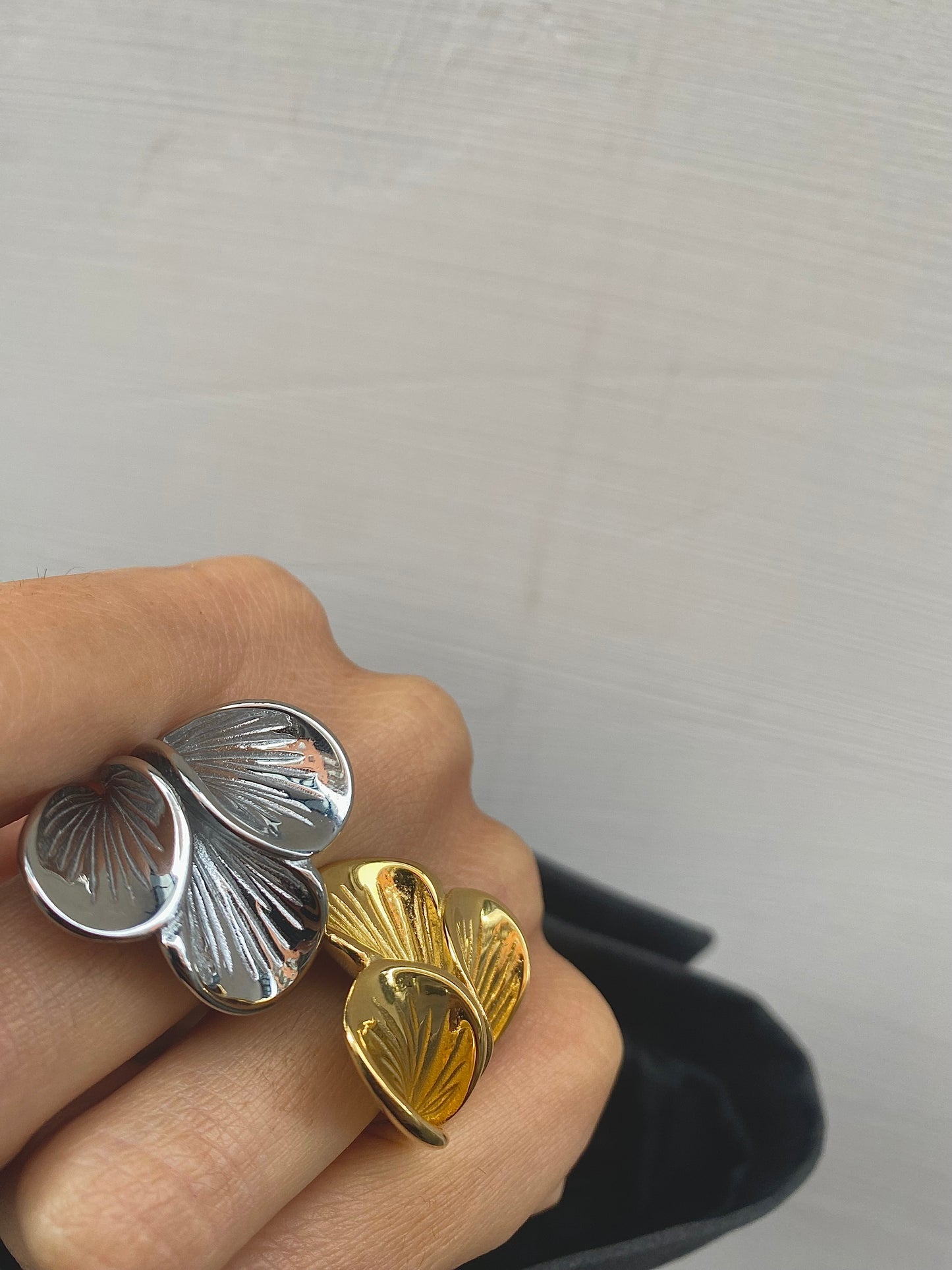 Anello Petalo