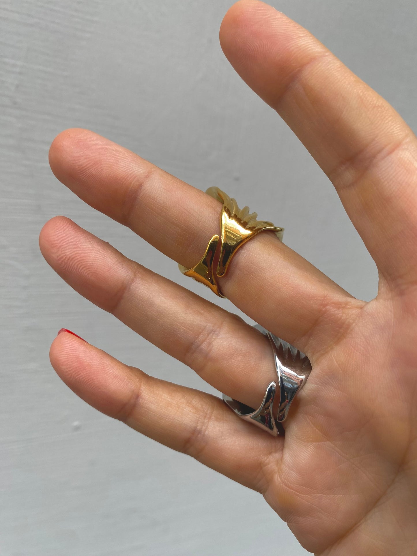 Anello maxi fascia rigata