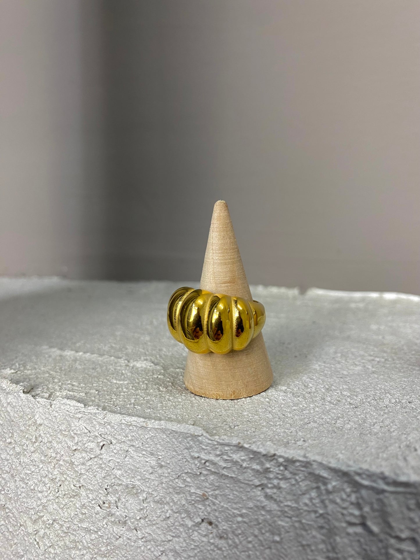 Anello Shelly