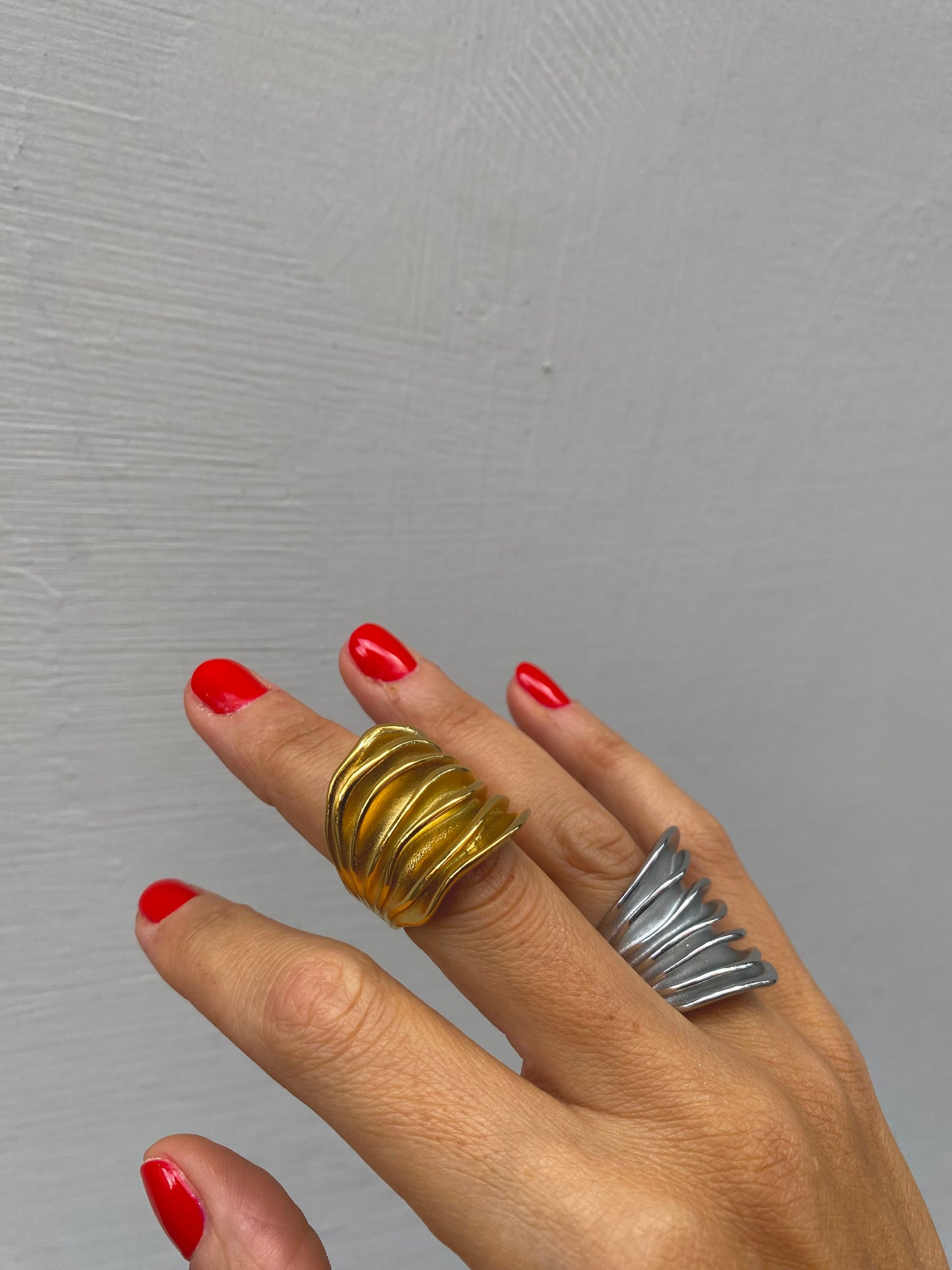 Anello maxi fascia rigata