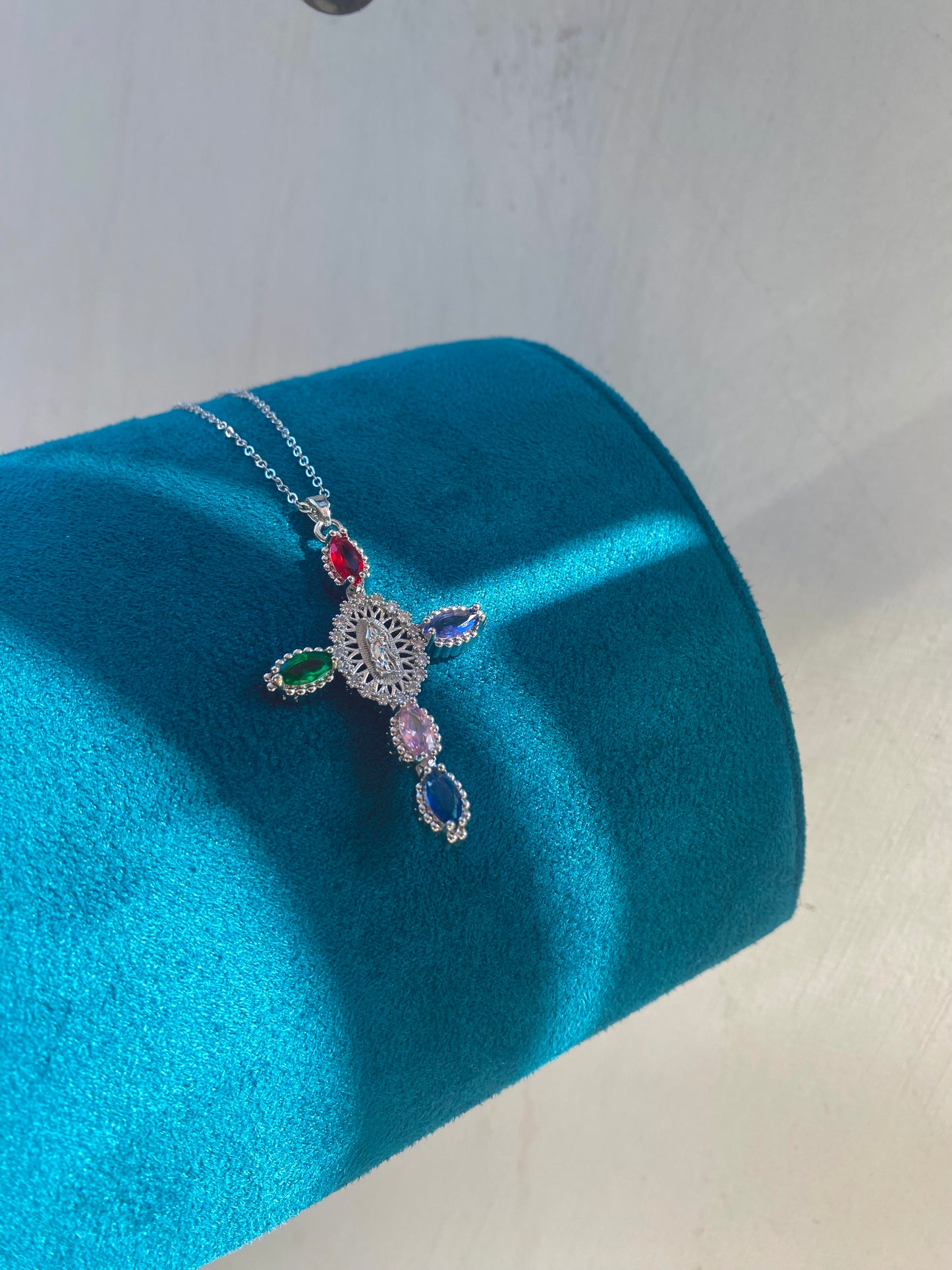 Collana Croce multicolor