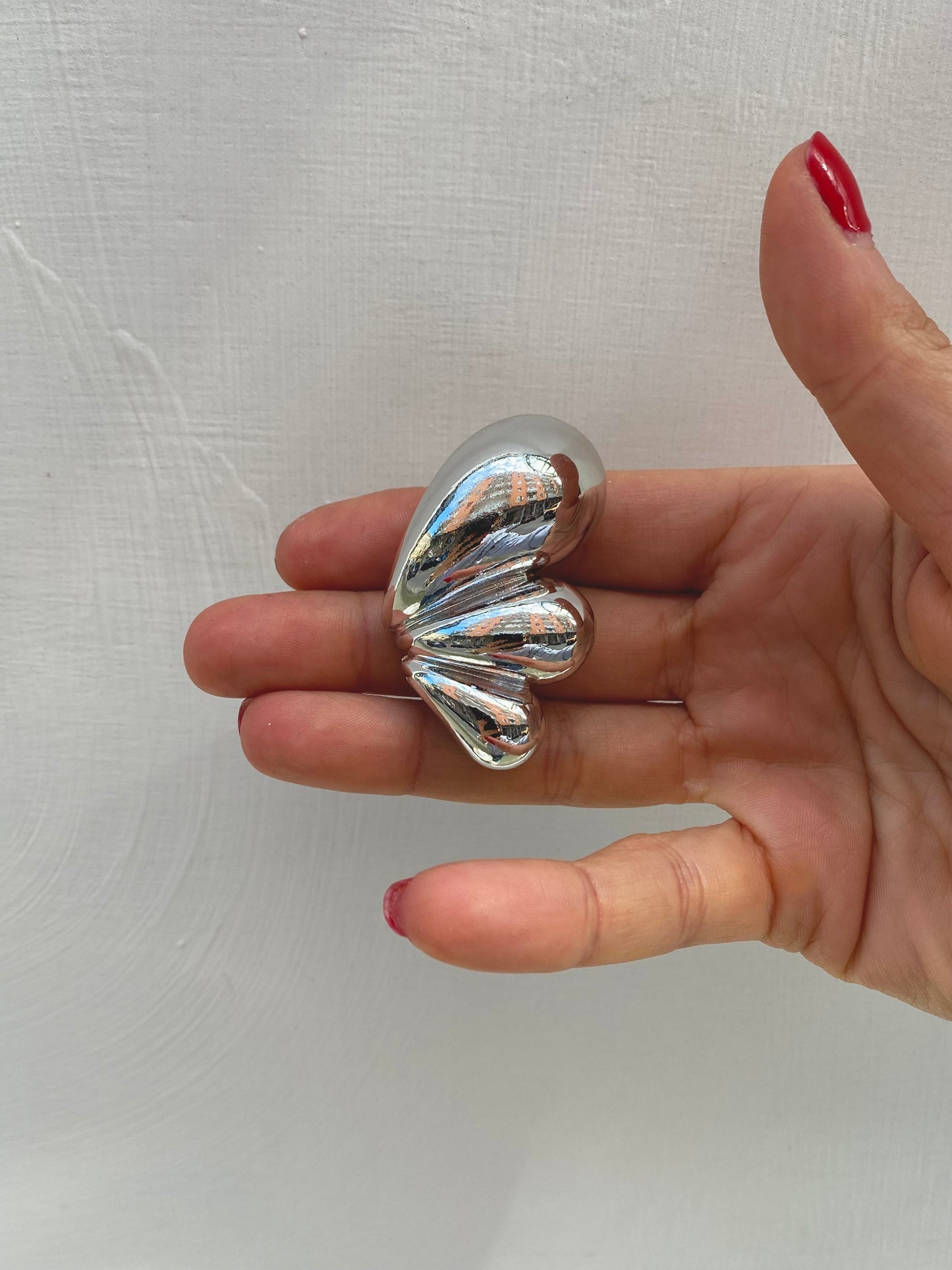 Orecchino Butterfly Bomb