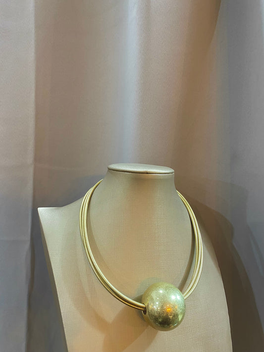 Collier One
