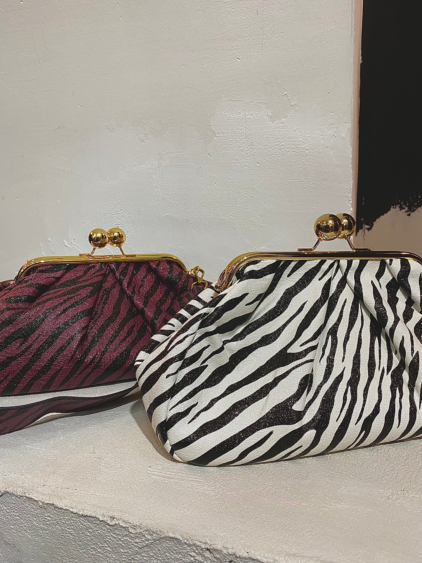 Clutch Zebra