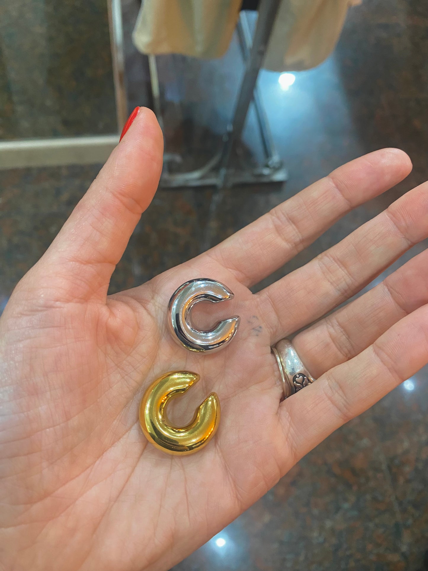 Bomb earcuff Medium