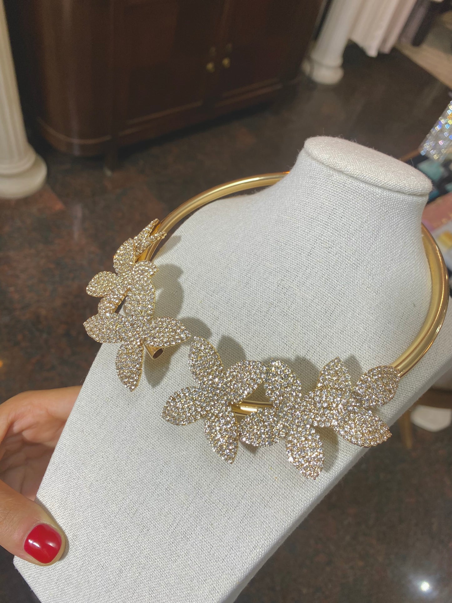 Collier Leonida