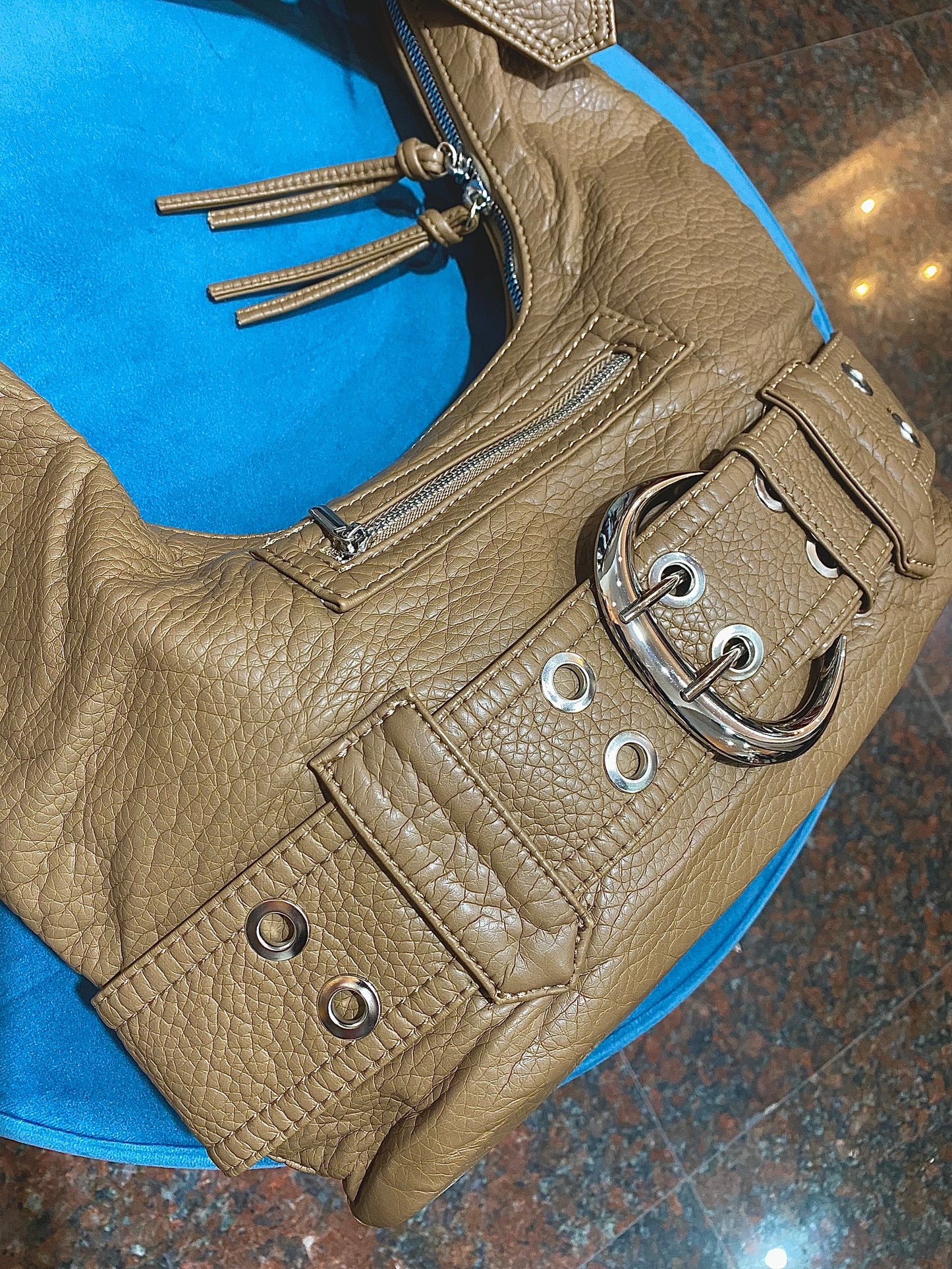 Borsa Annie