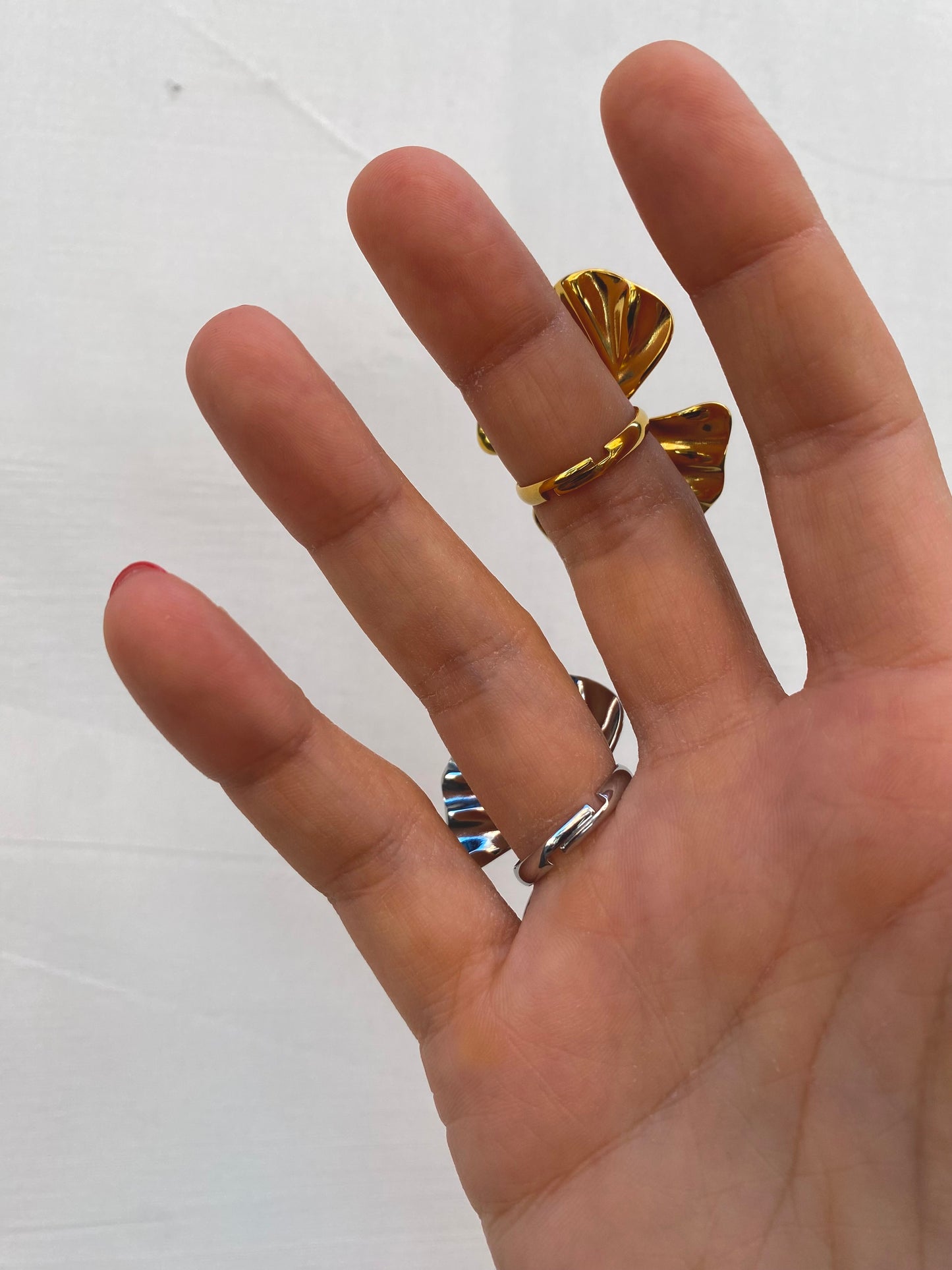 Anello Nastrine