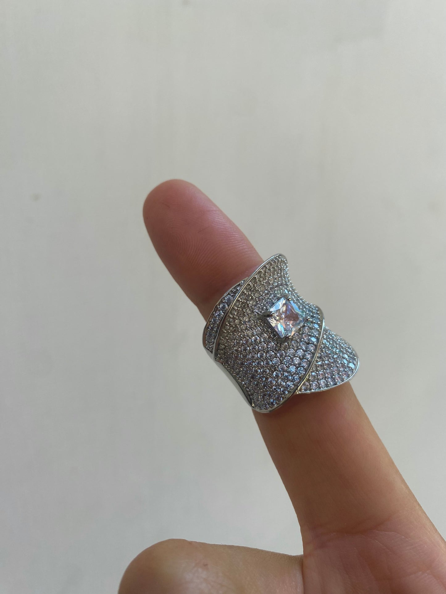 Anello Lux