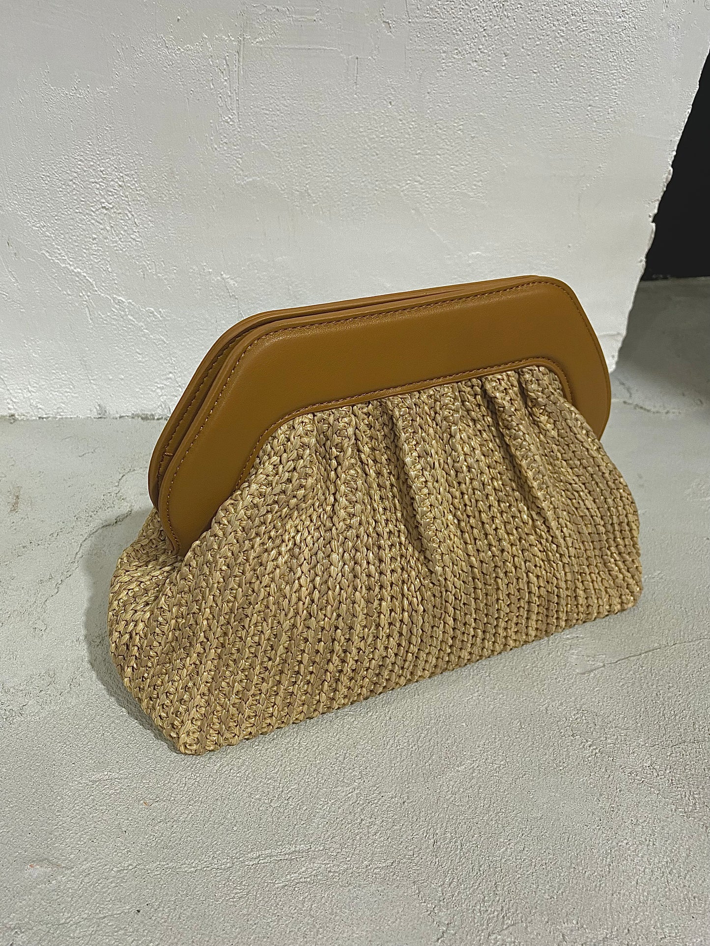 Hexa Clutch