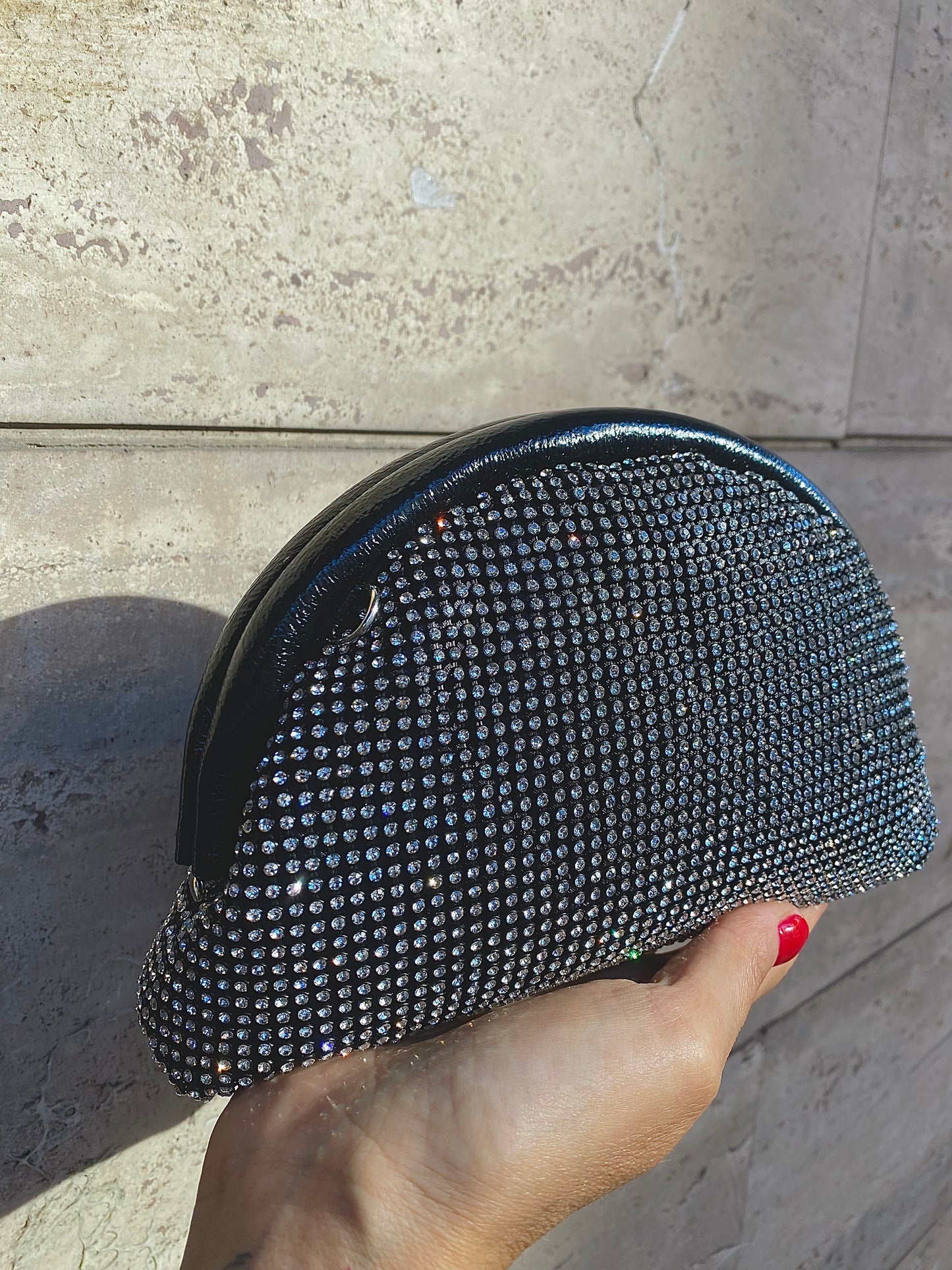 Clutch Mezzaluna
