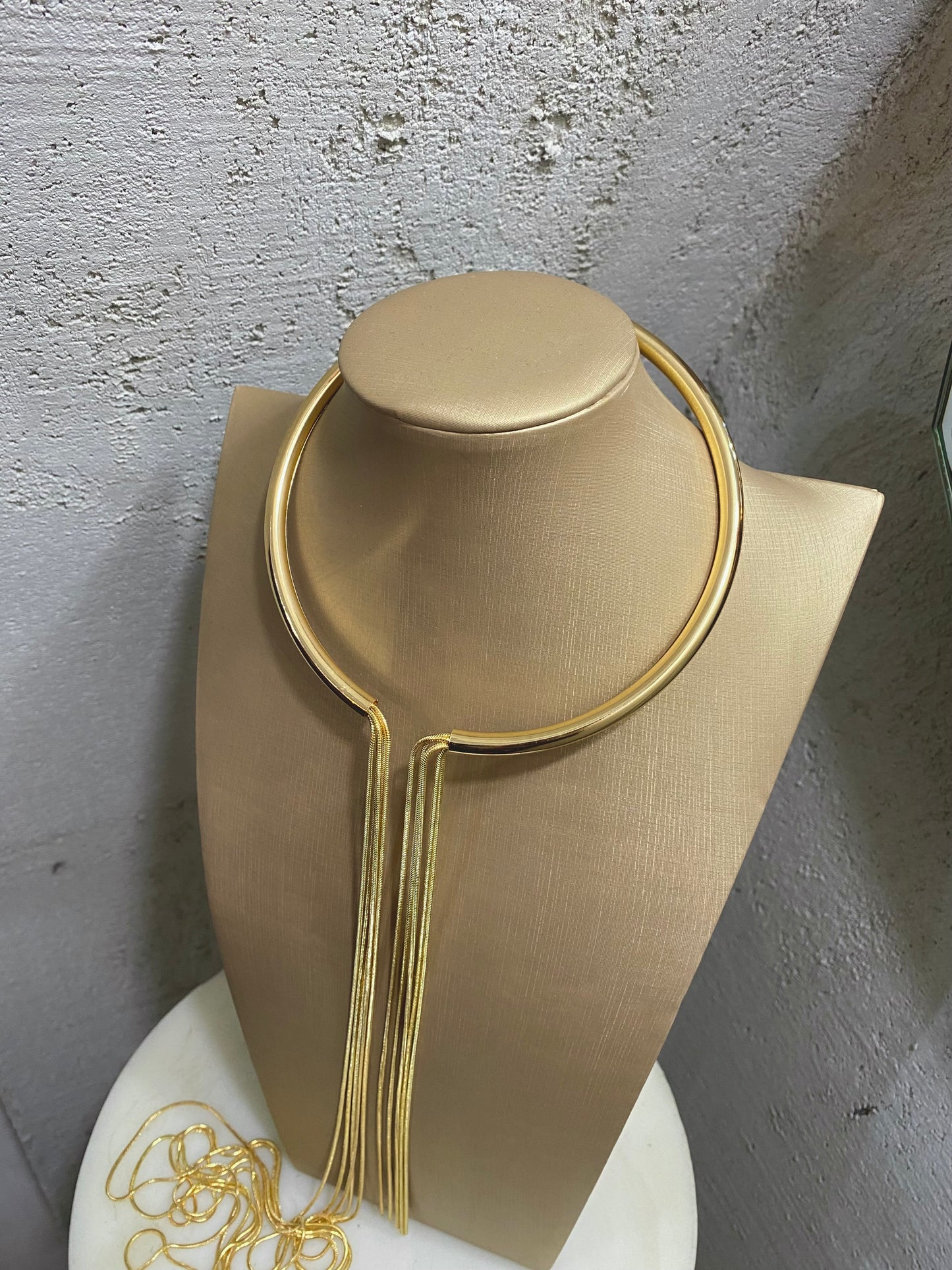 Collana Rigida