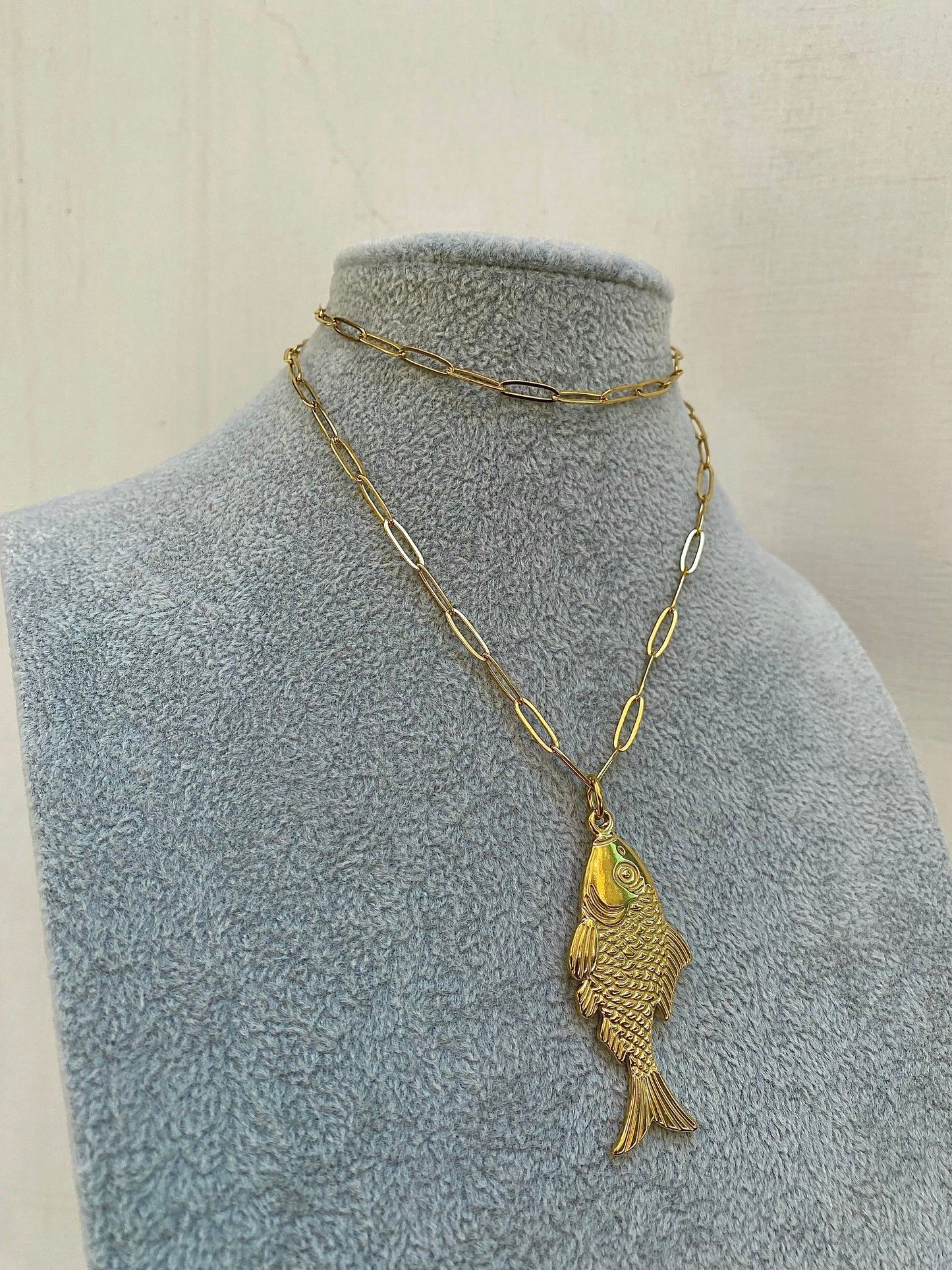 Collana Fish