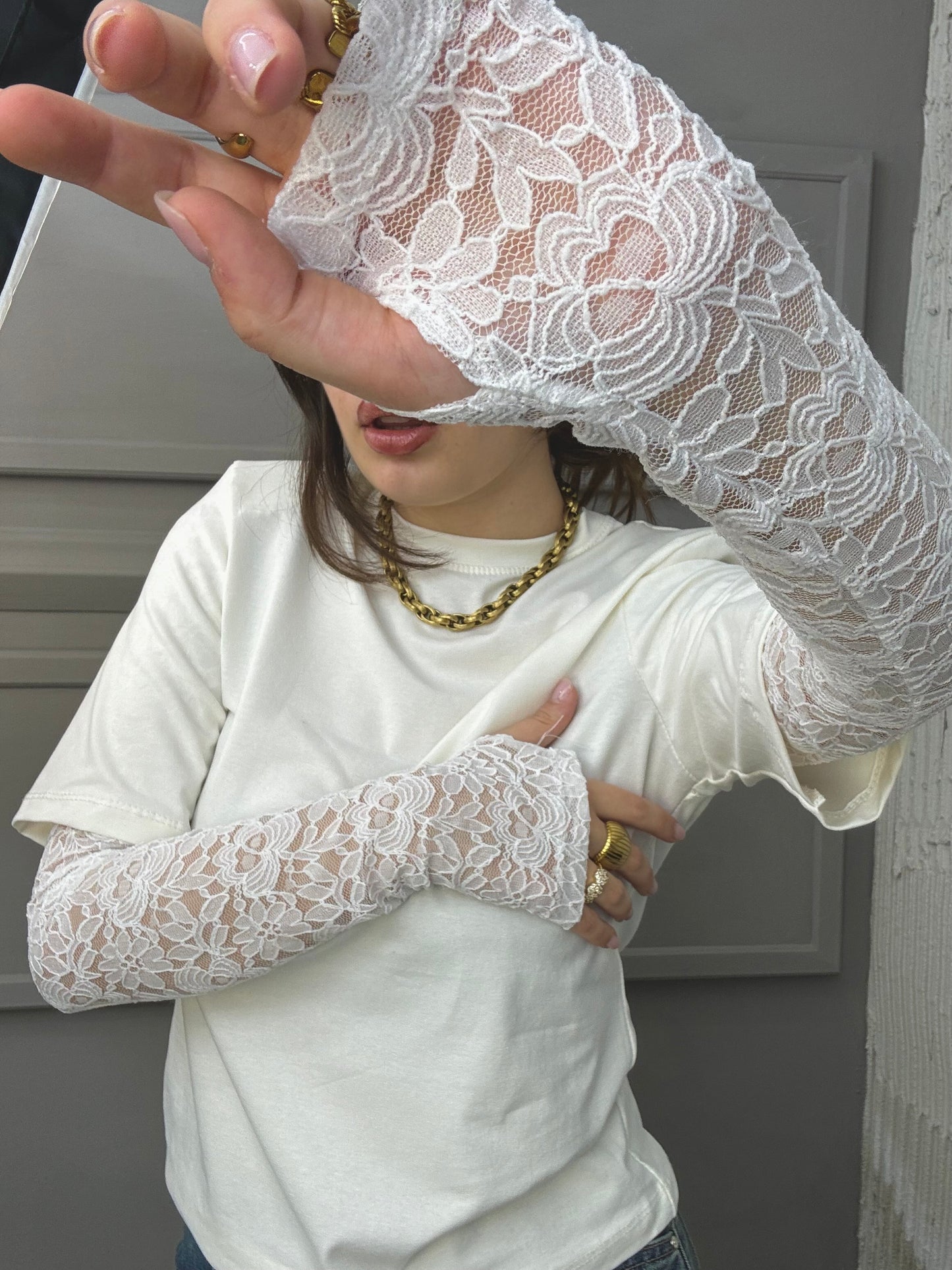 T-shirt Guanto pizzo