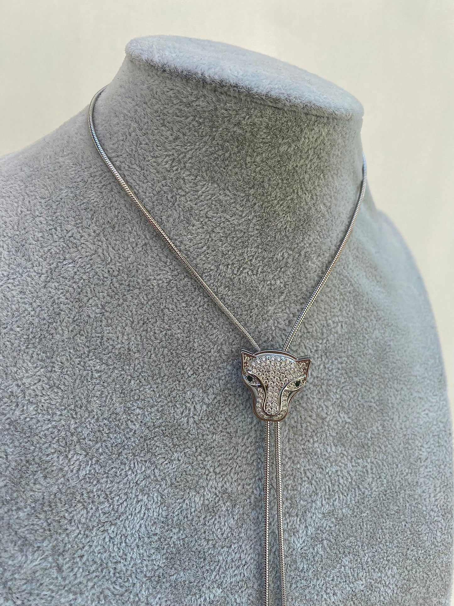 Choker Saliscendi