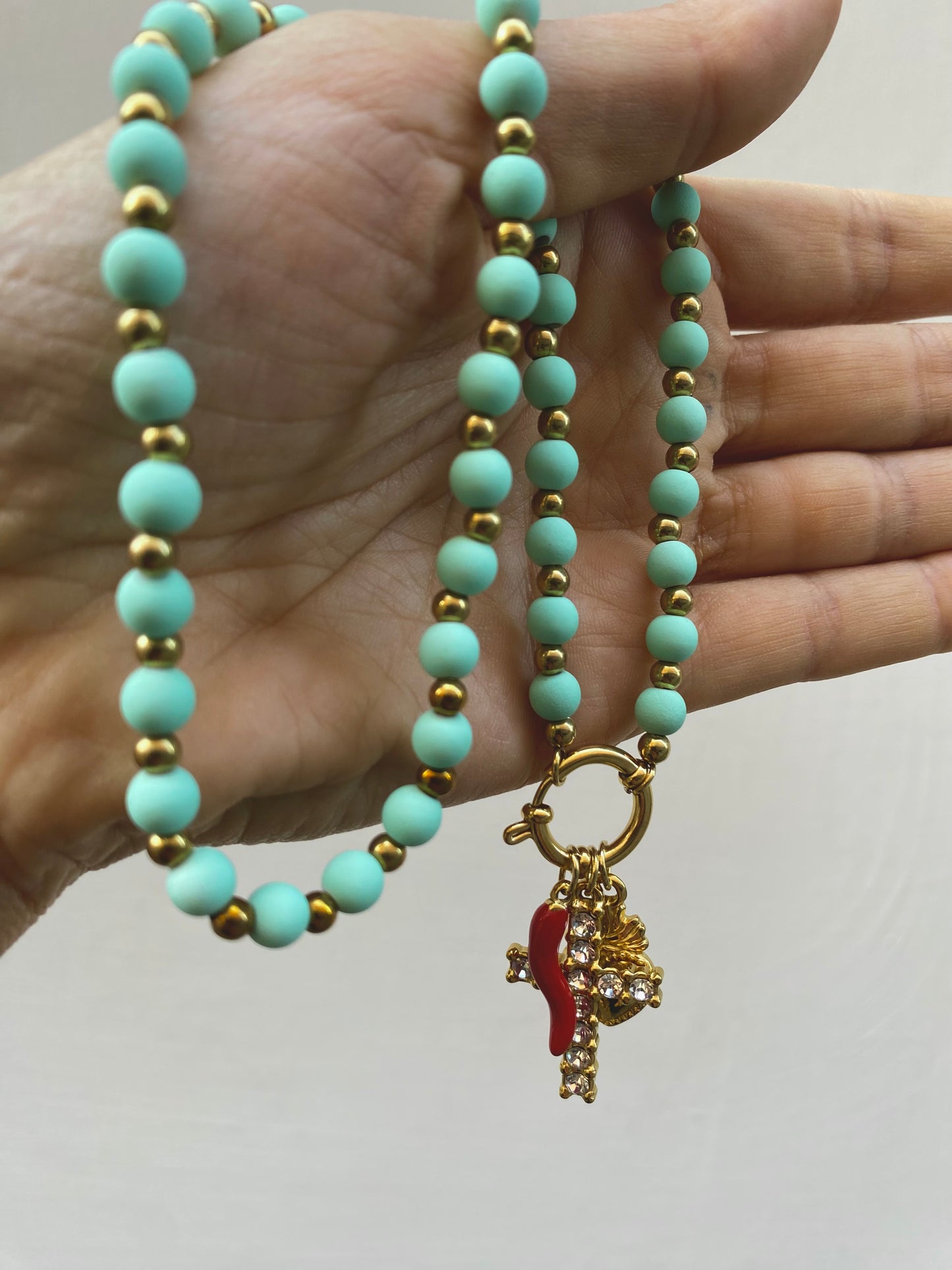 Collana Tris