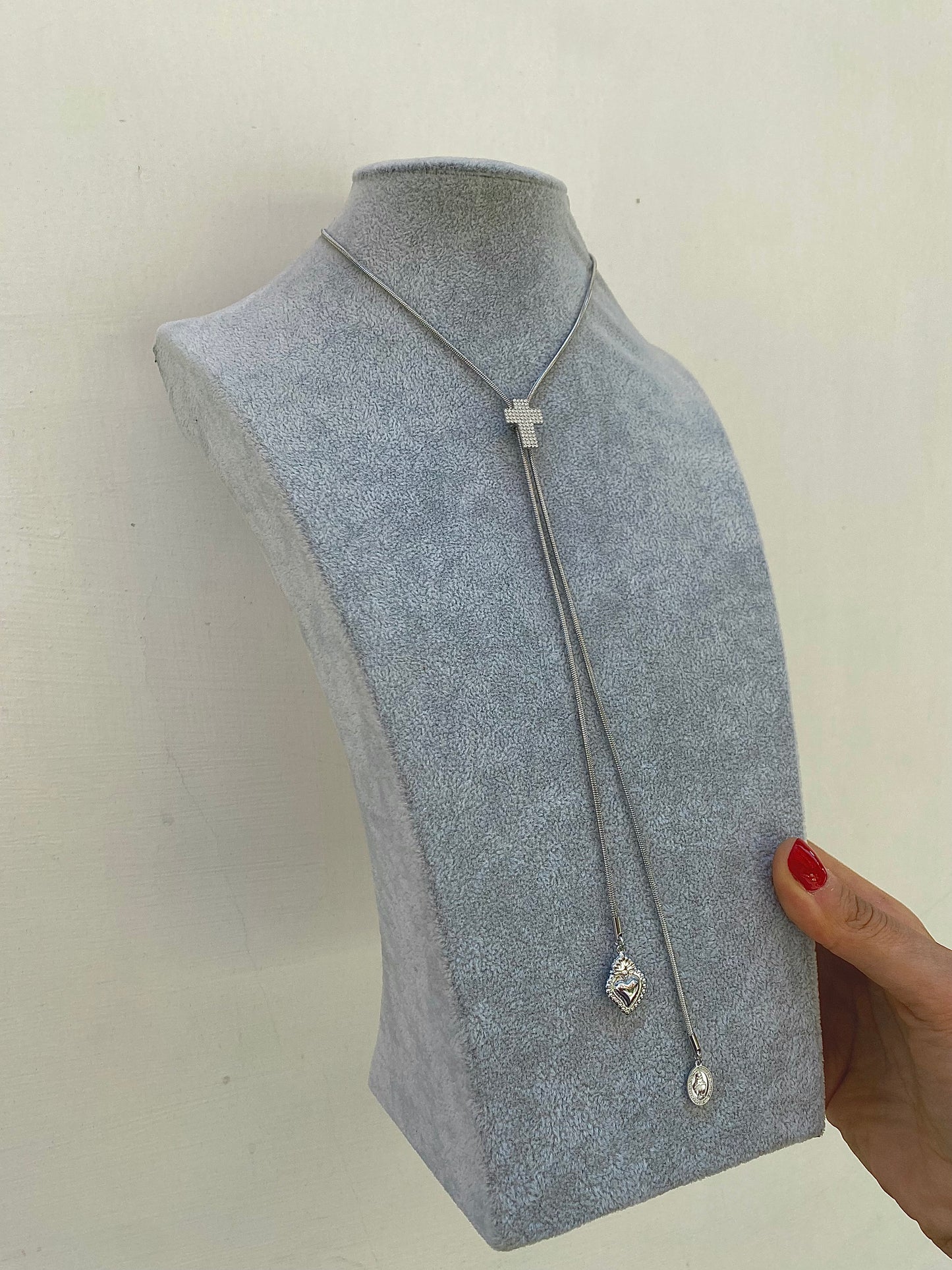 Choker Saliscendi