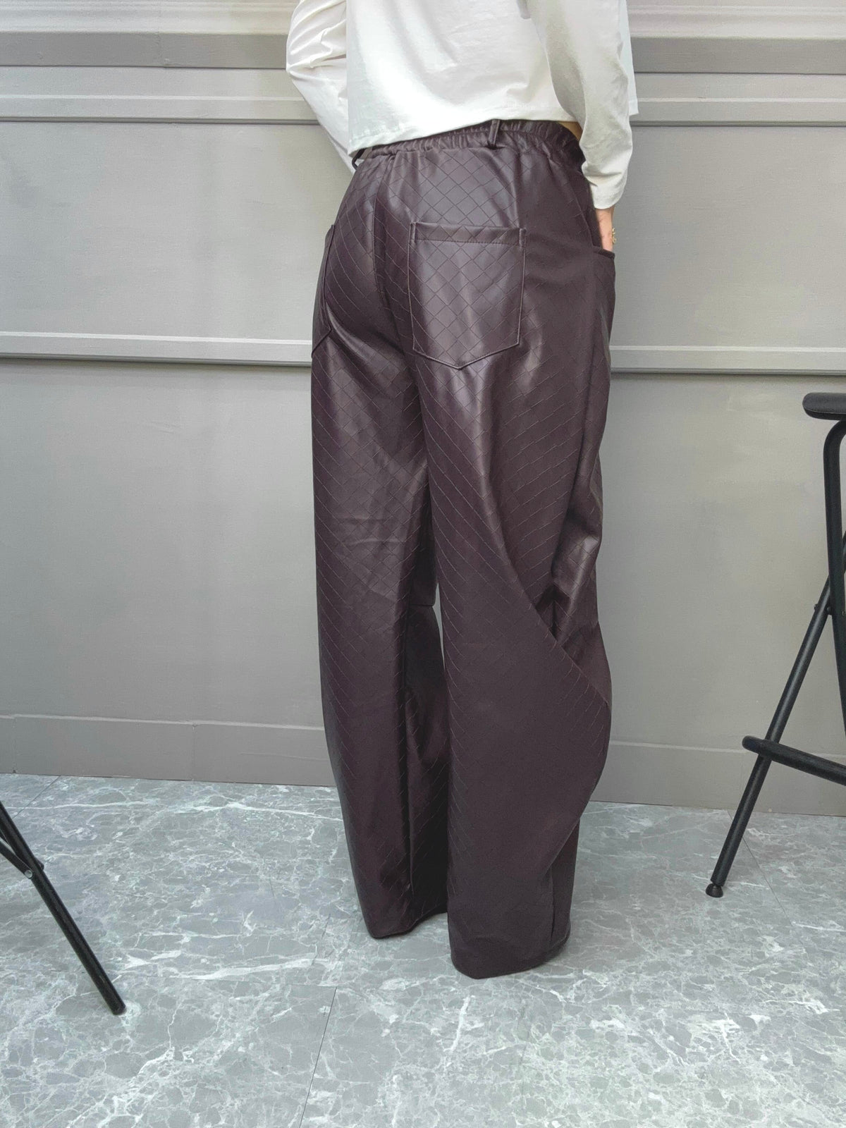 Balloon Eco Pelle Trama