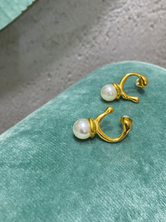 Orecchino Perla
