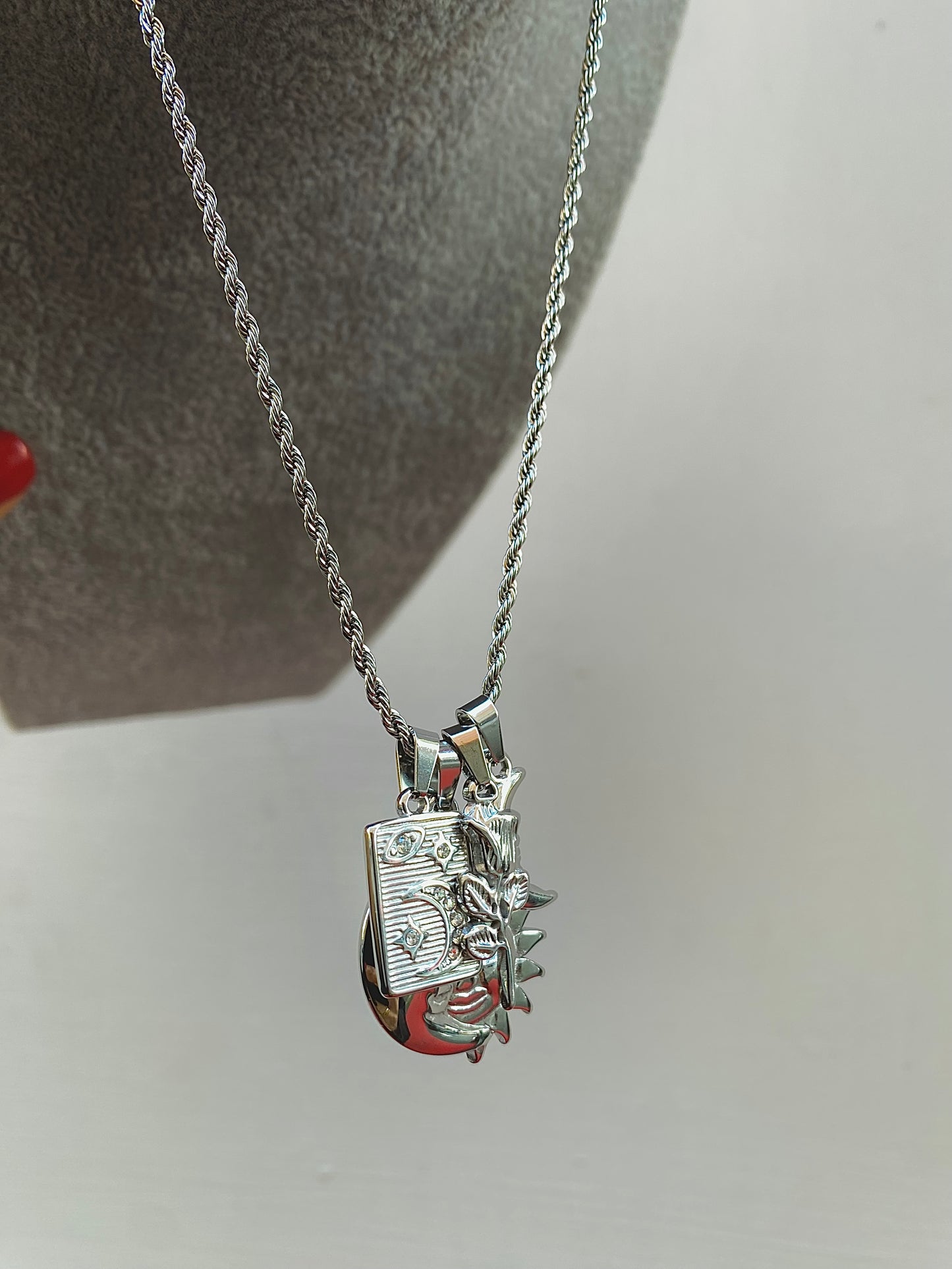 Collana Diana
