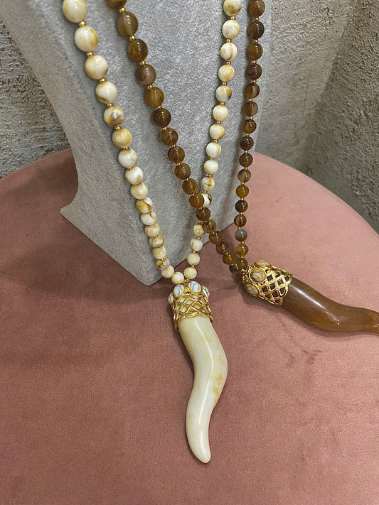Collana Corno Resina