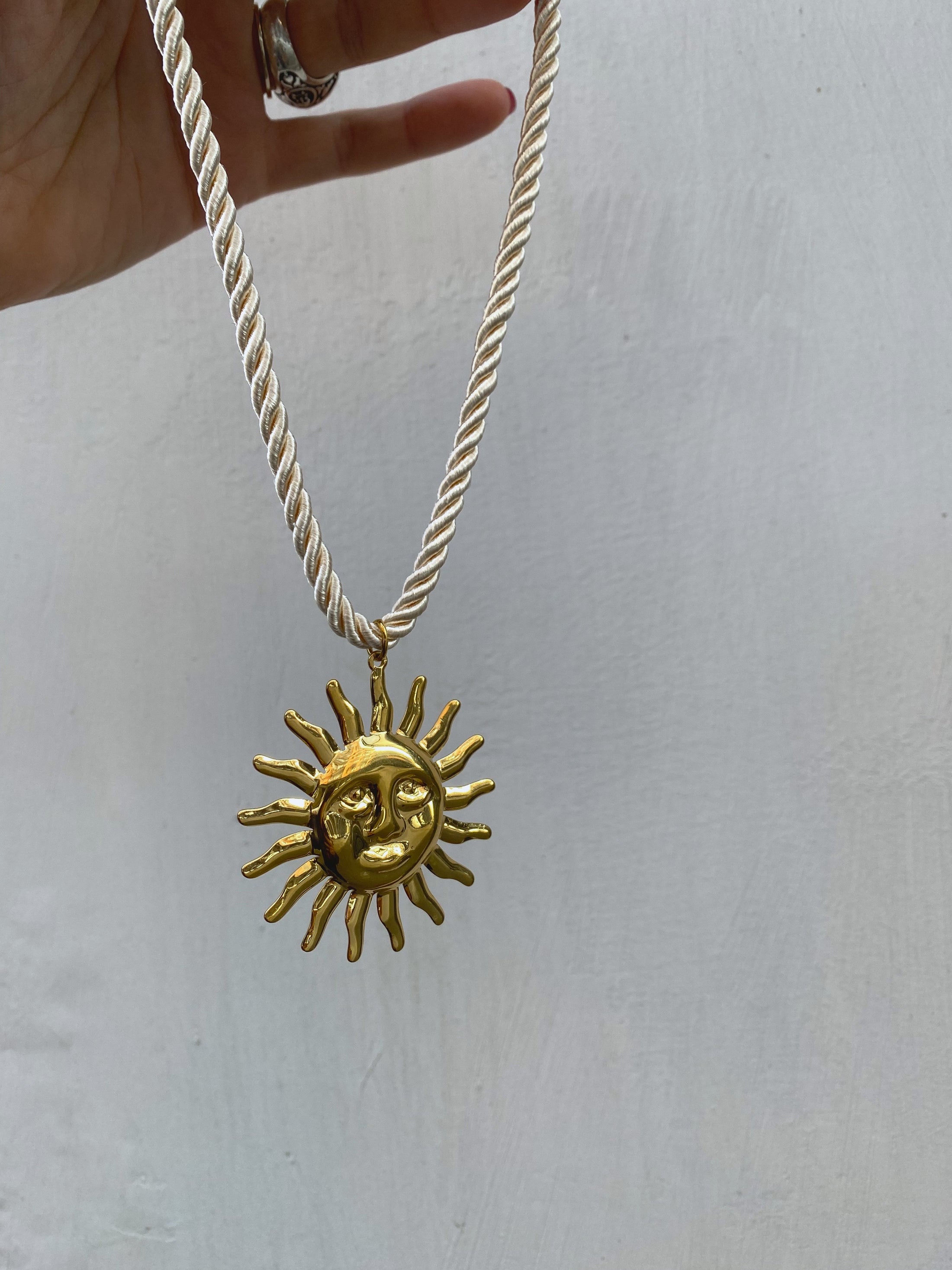 Collana SUN corda