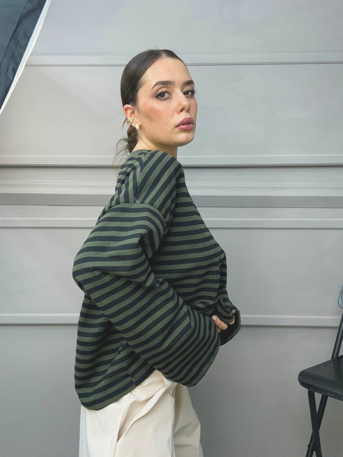 Cropped Sleeve