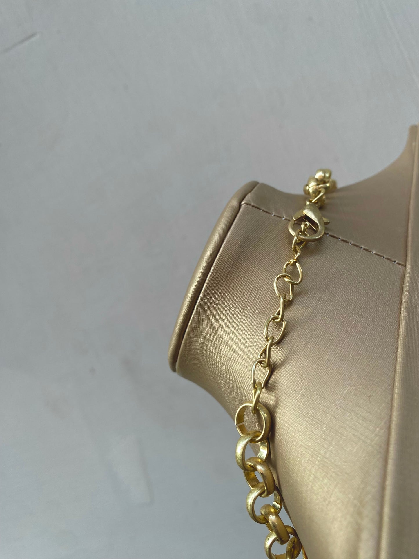 Collier Corni