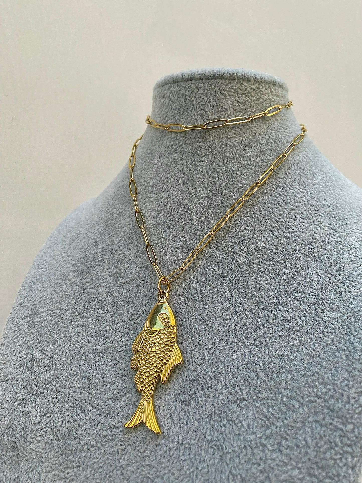 Collana Fish