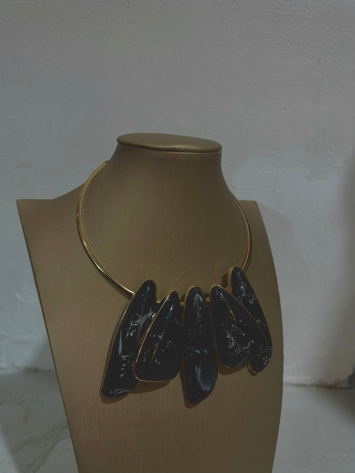 Collana Carmen