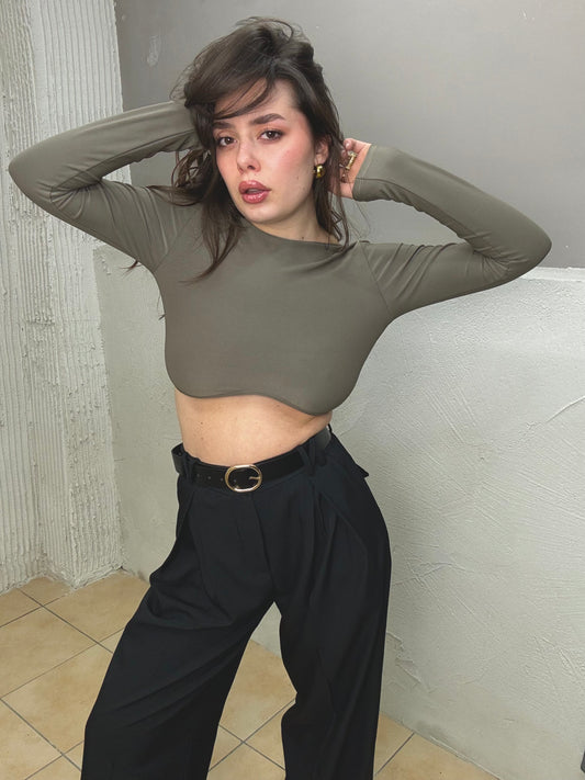 Crop Ebby