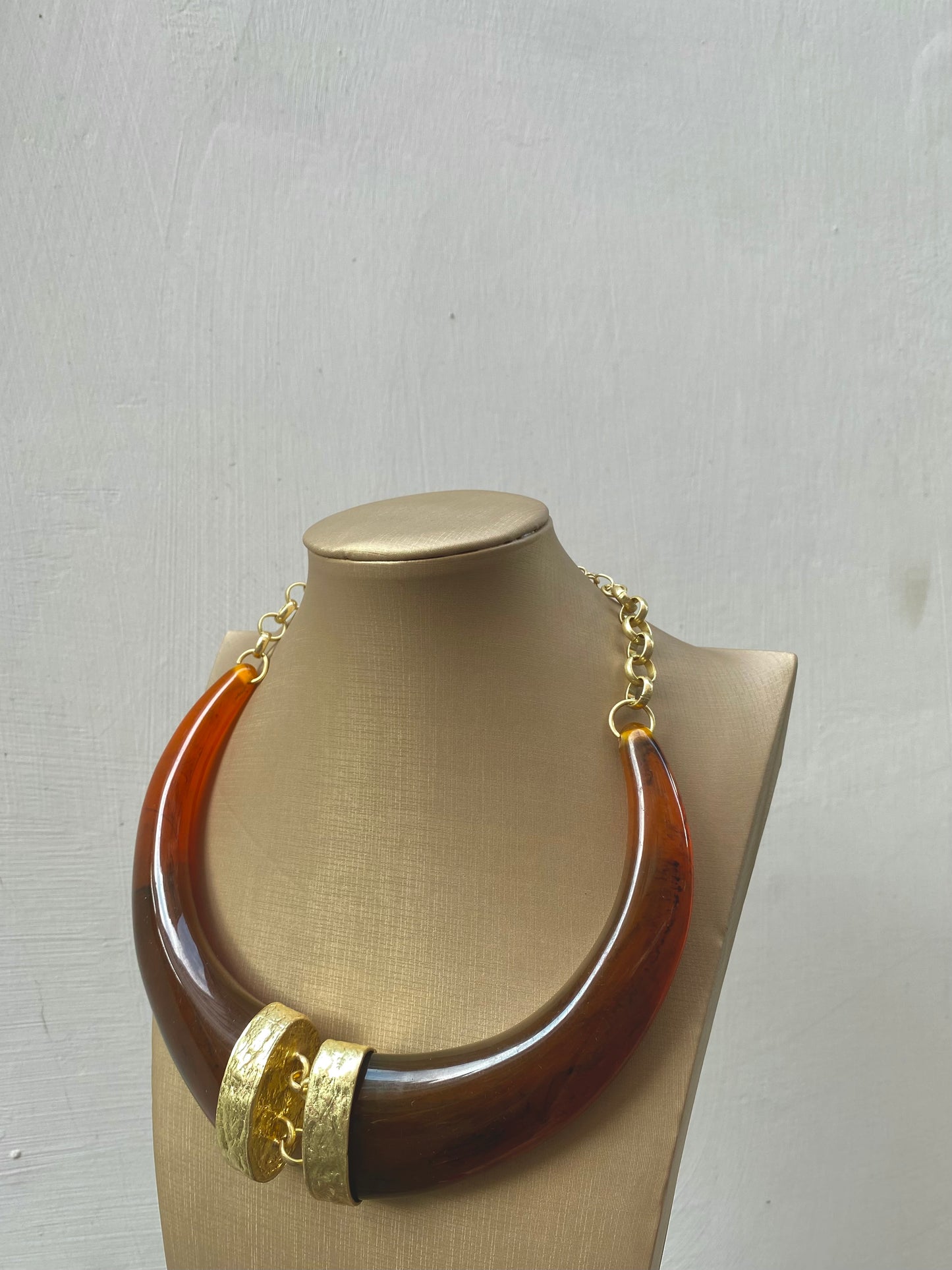 Collier Corni