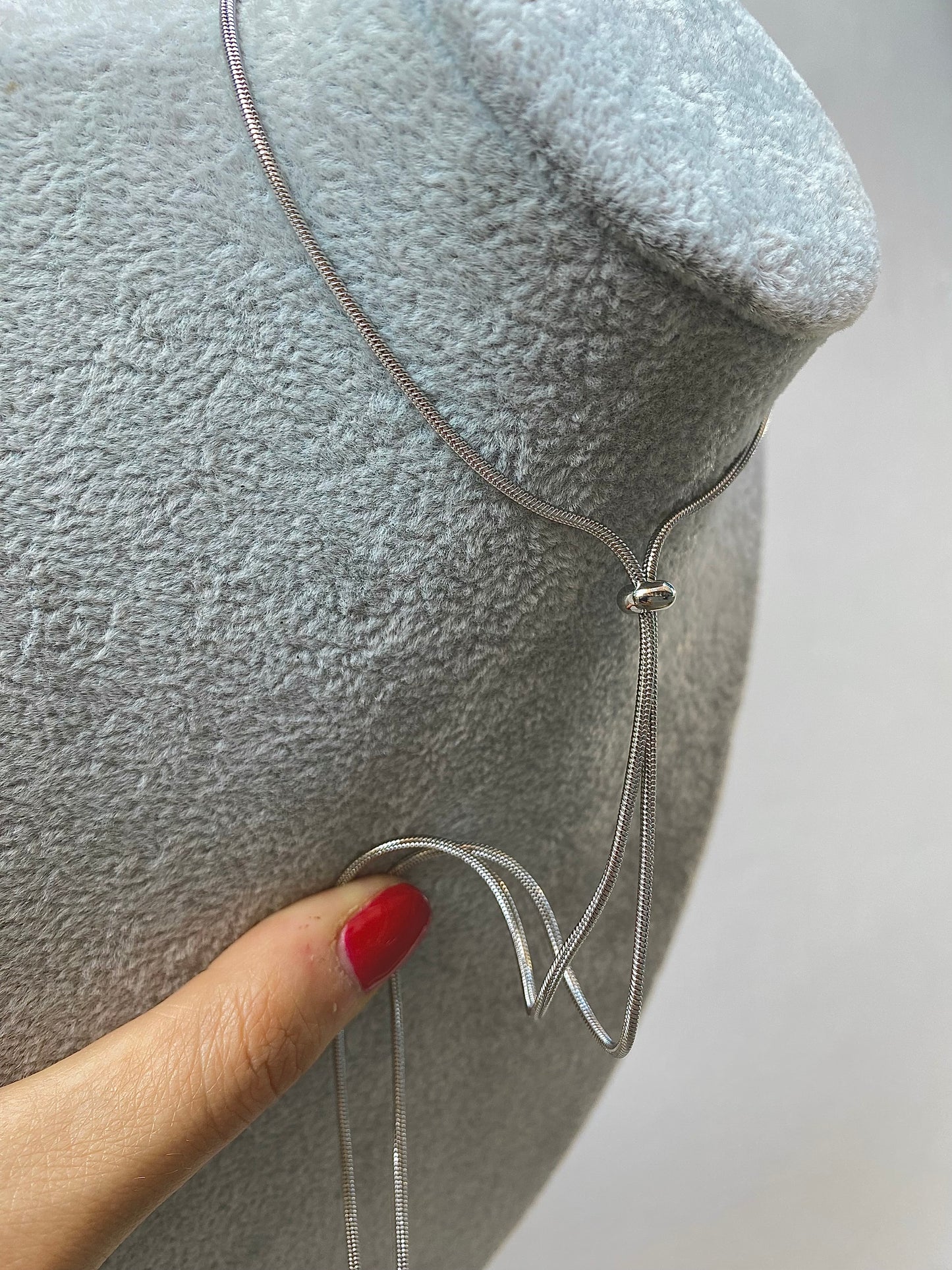 Choker Saliscendi