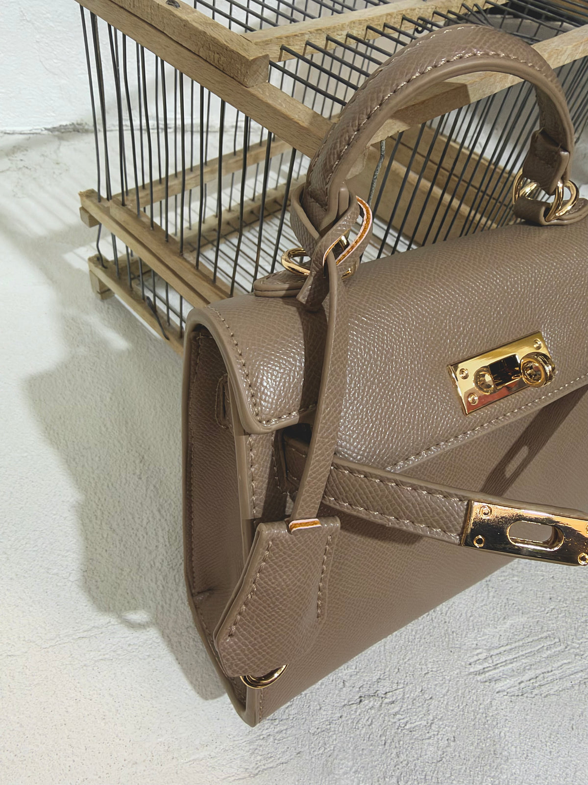 Kelly Mini