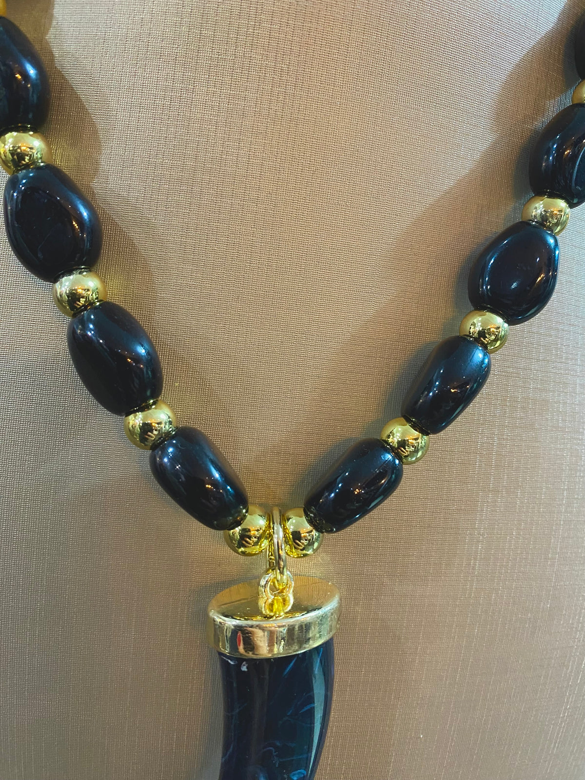 Girocollo Corno